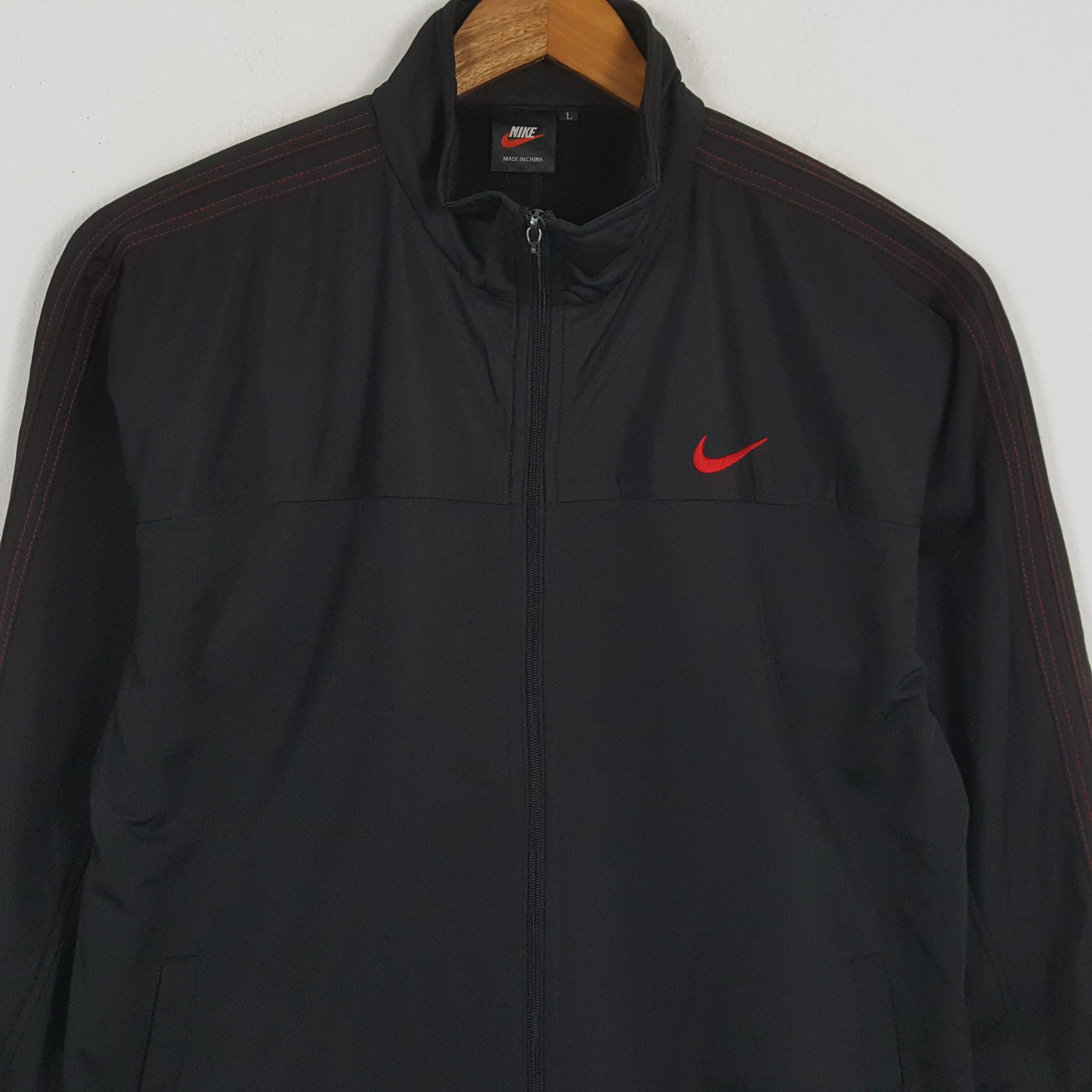 Nike × Vintage Vintage NIKE Small Swoosh Sportswear Black Jacket Size US L / EU 52-54 / 3 - 2 Thumbnail