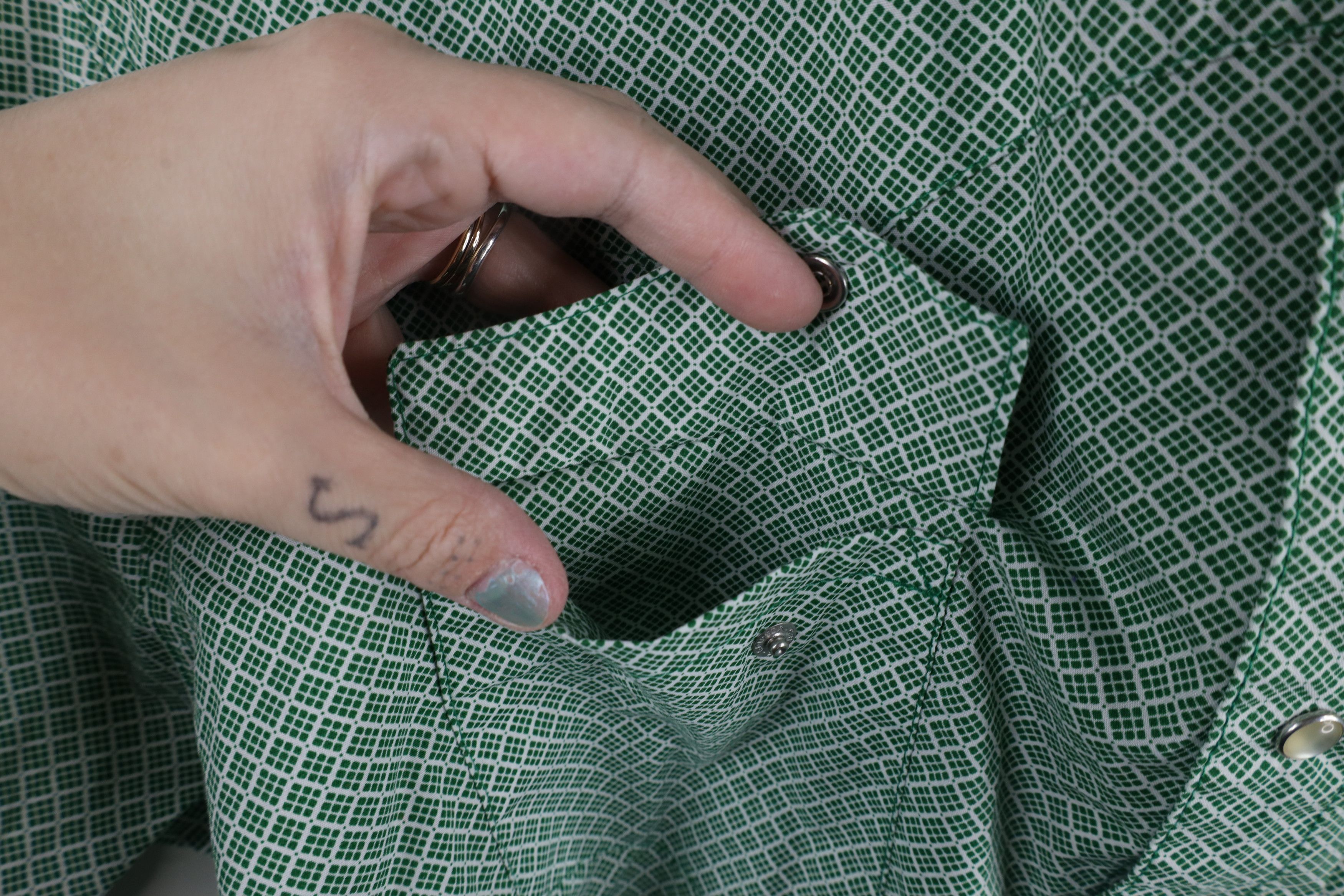 Vintage × Wrangler Vintage Wrangler Western Rodeo Short Sleeve Button Shirt Size US L / EU 52-54 / 3 - 5 Thumbnail