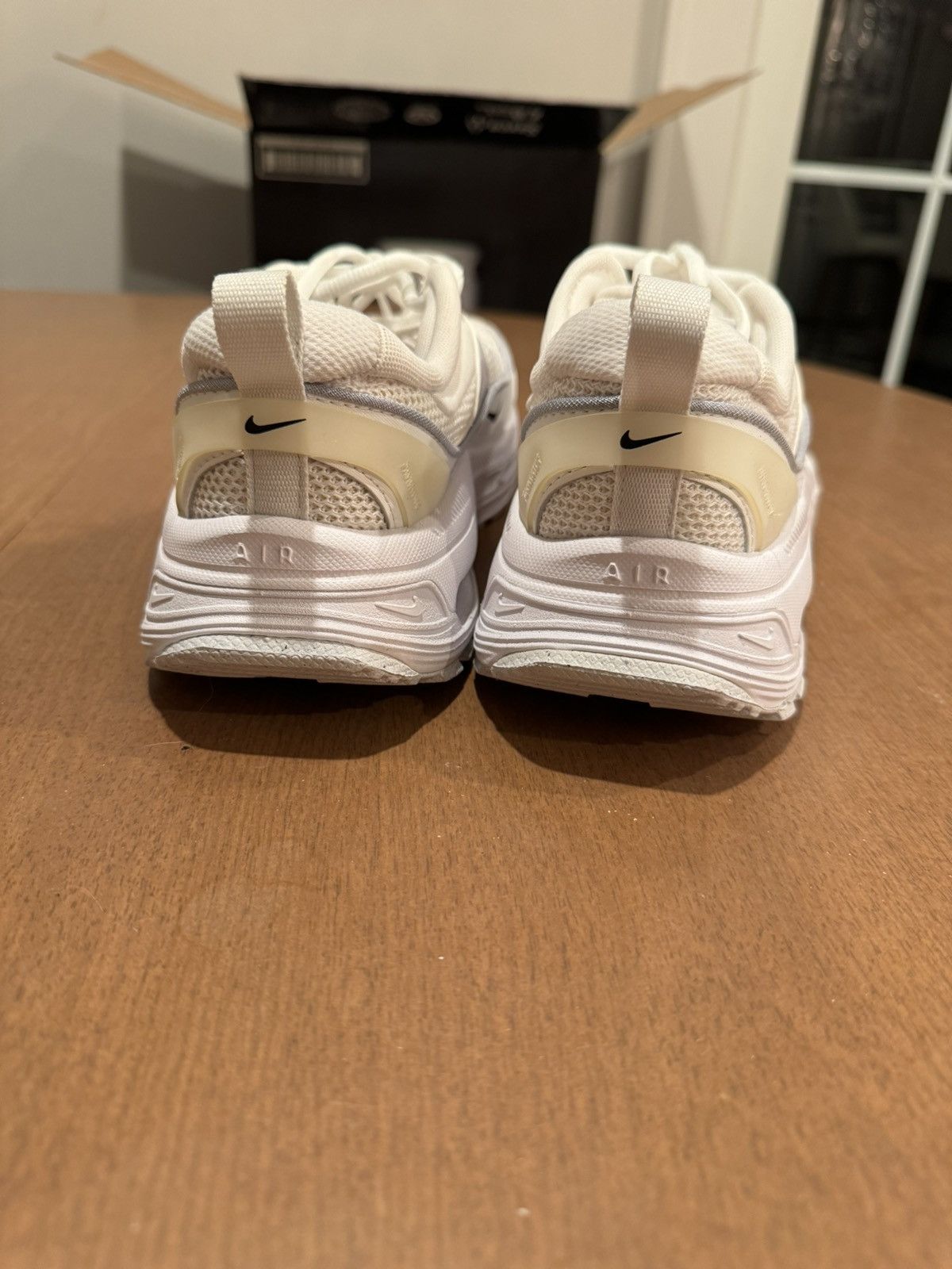 Nike Women’s nike zoom size 6.5 Size US 6.5 / IT 36.5 - 3 Thumbnail
