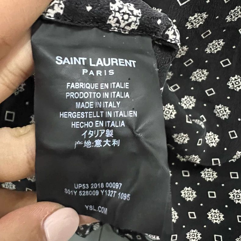 Yves Saint Laurent Saint LaruentFloral Shirt 2502-Nextarrow Size US XXS / EU 40 - 4 Thumbnail