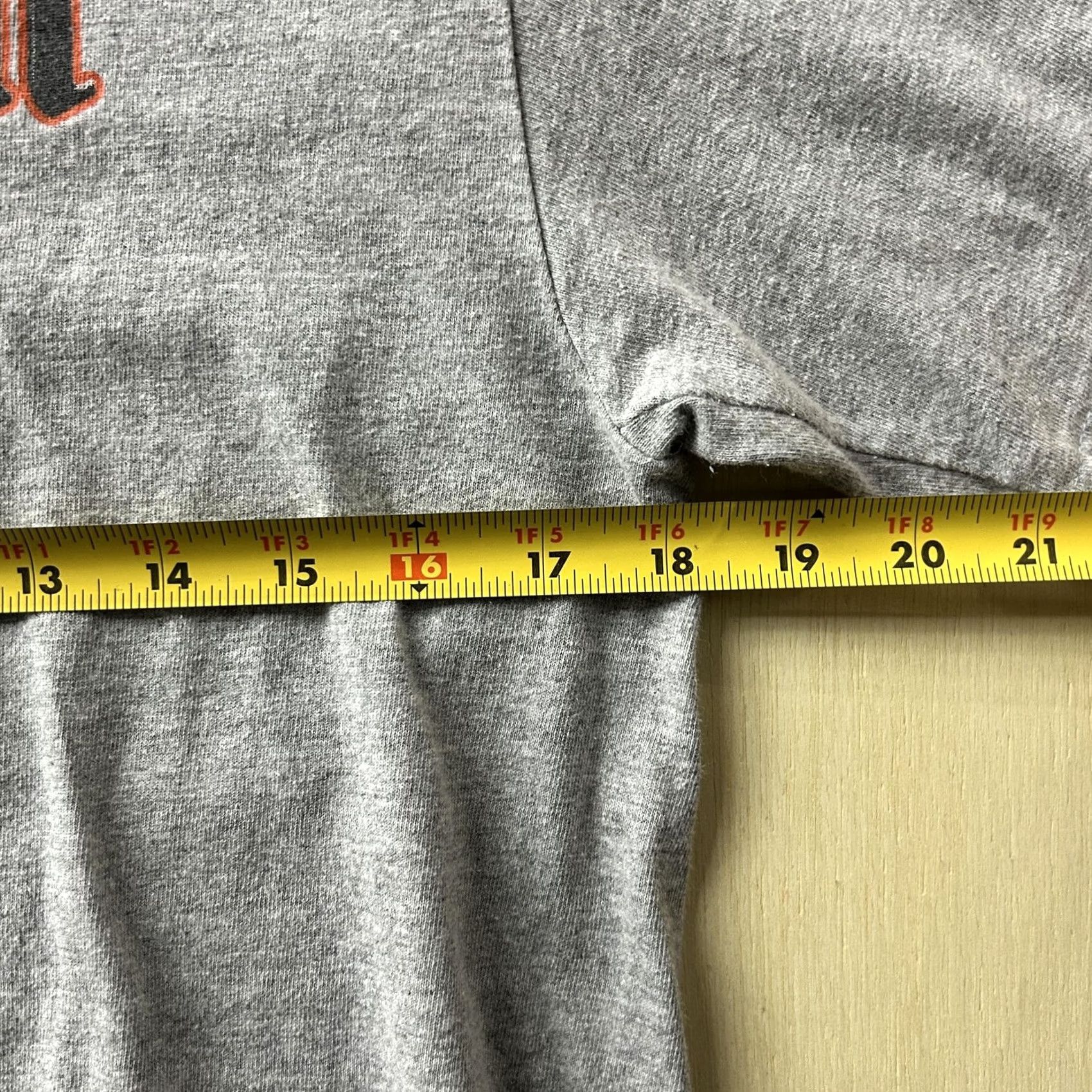 Vintage Y2K Halloween Candy Dispenser Shirt Mens Medium Gray Graphic Tee Halloween Size US M / EU 48-50 / 2 - 4 Thumbnail