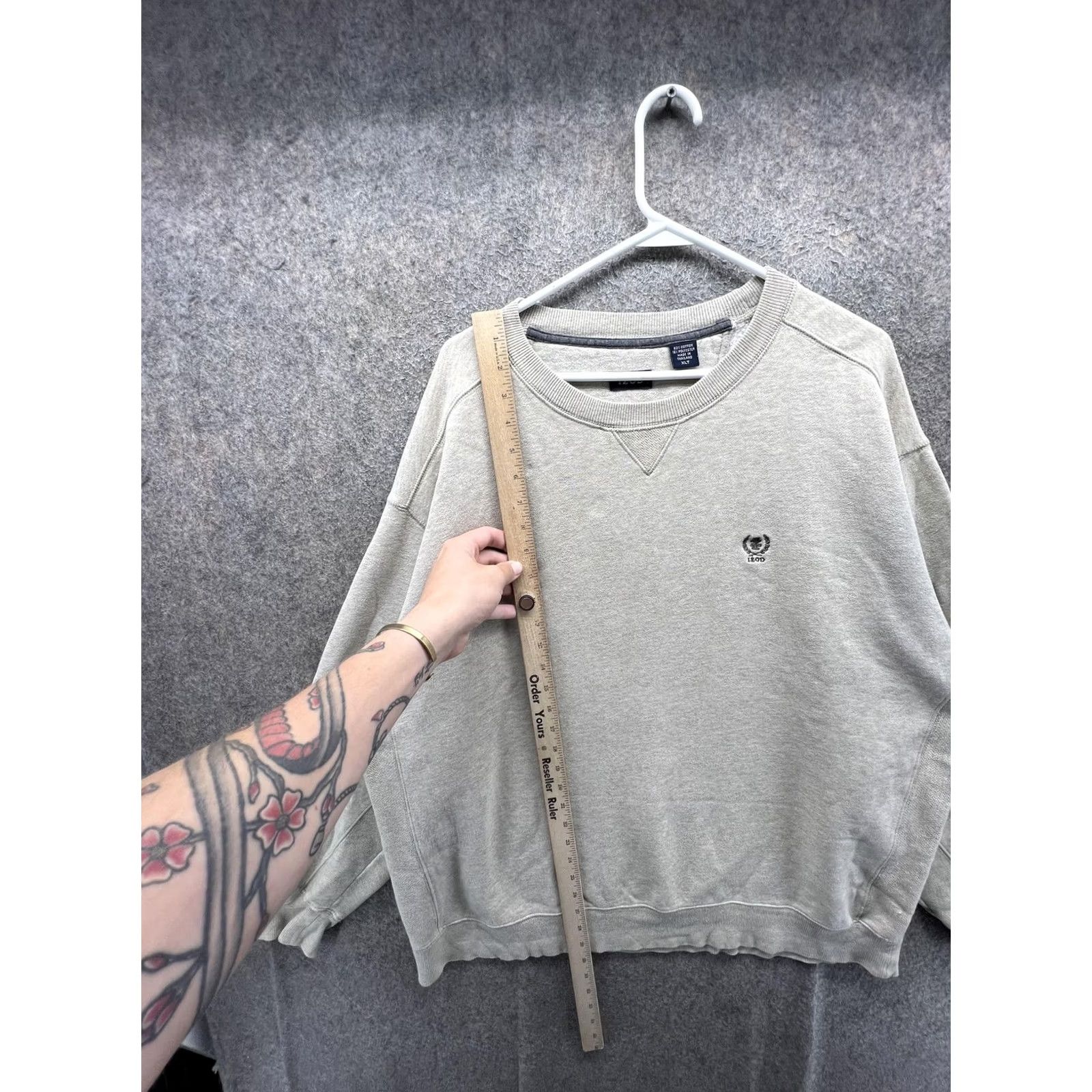 Izod IZOD Sweatshirt Mens XLT Gray Big Tall Fleece Crewneck Pullover Embroidered Logo Size US XL / EU 56 / 4 - 3 Thumbnail