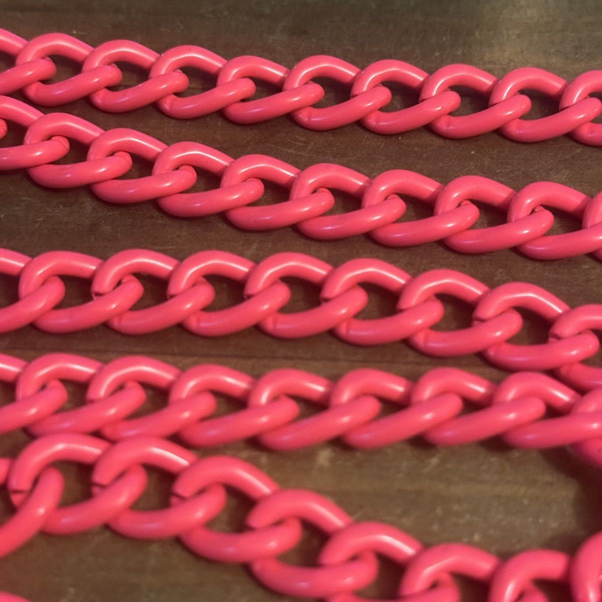 Other Long hot pink curb link chain necklace Size ONE SIZE - 4 Thumbnail