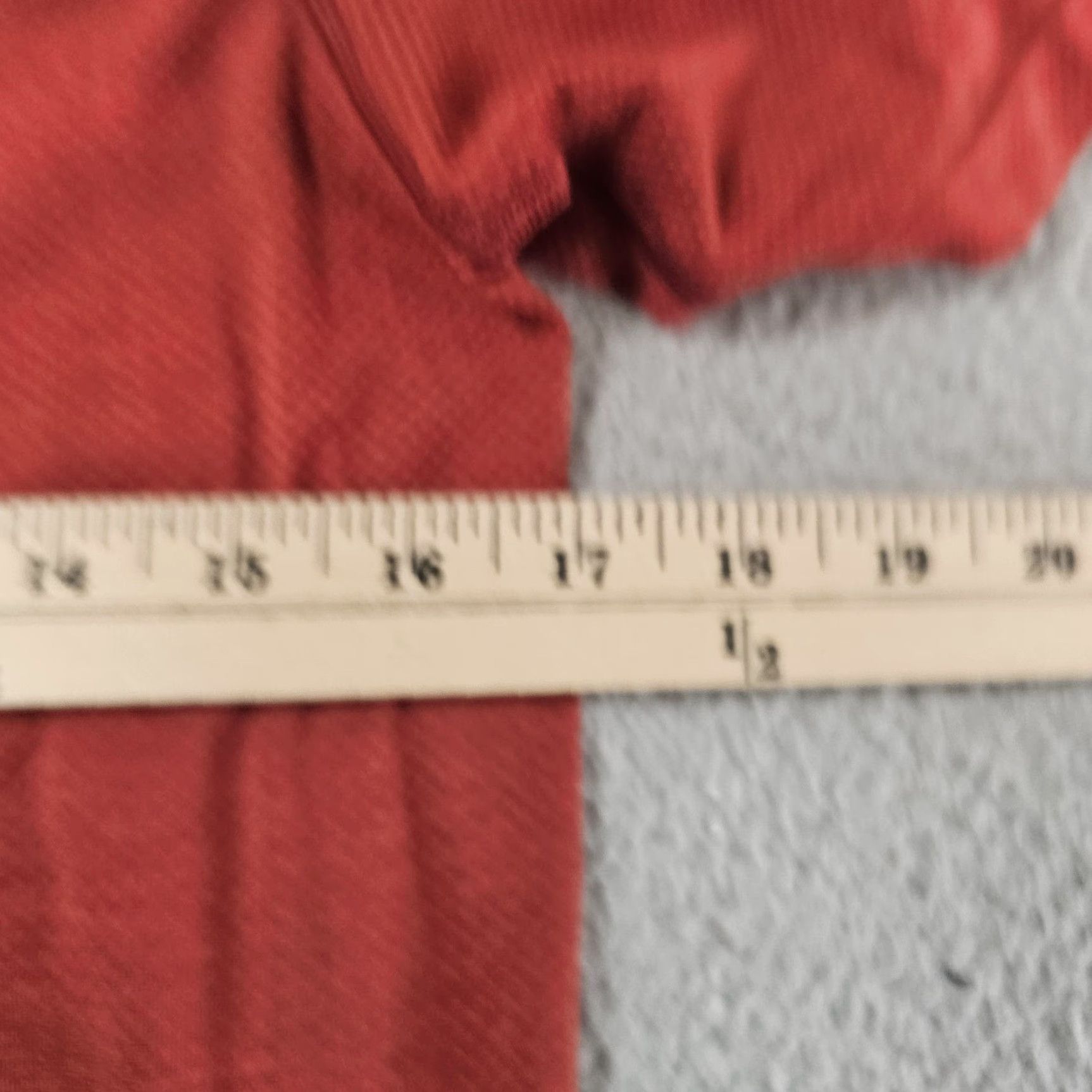 Lululemon Lululemon Polo Shirt Mens XS Red Movement Is Medicine Athletic Performance Size US M / EU 48-50 / 2 - 5 Thumbnail