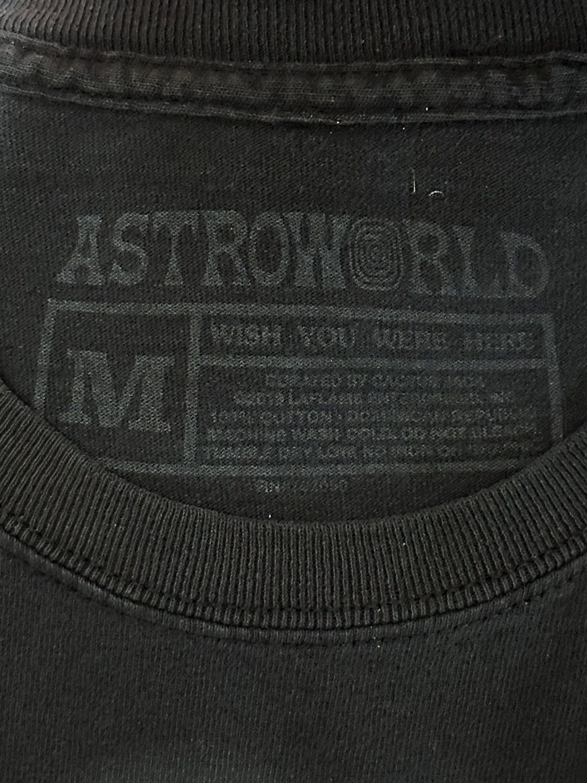 Travis Scott Travis Scott Astroworld Tour Tee Size US M / EU 48-50 / 2 - 6 Thumbnail