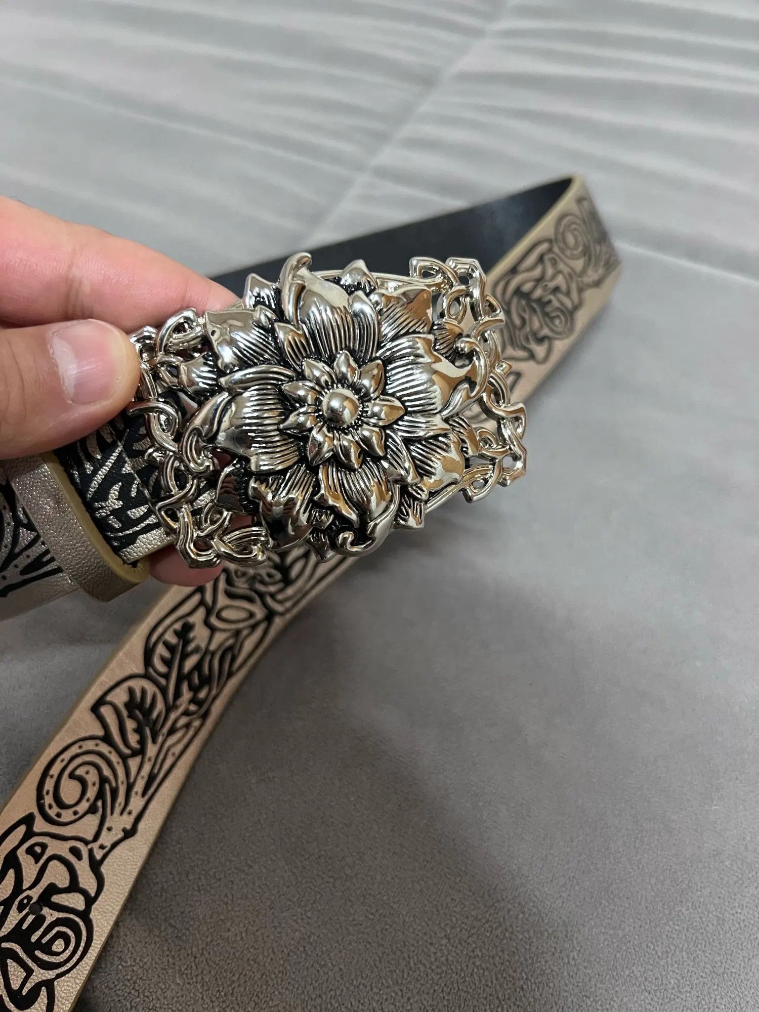 Other Roses Casual Punk Waist Belt Size ONE SIZE - 6 Thumbnail