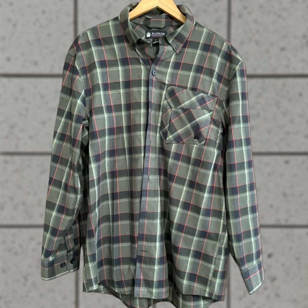 Vintage Alaskan Hardgear Mens Long-Sleeve Button-Front Shirt Plaid Size L Green Size US L / EU 52-54 / 3 - 1 Thumbnail