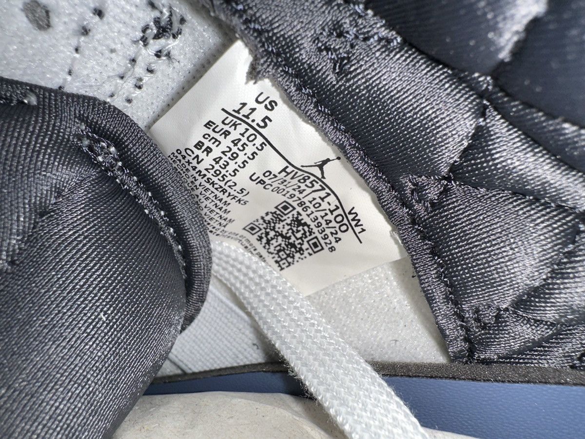 A Ma Maniere × Jordan Brand Jordan 3 Retro SP x A Ma Maniere (Diffused Blue/Size 11.5 M) Size US 11.5 / EU 44-45 - 4 Thumbnail