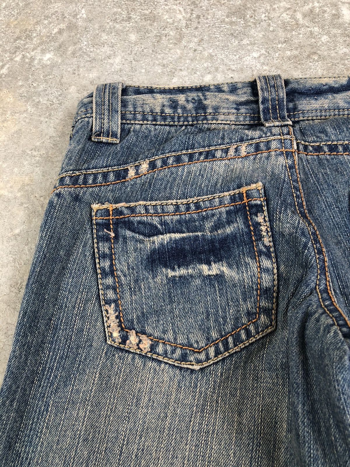 Japanese Brand × Le Grande Bleu (L.G.B.) Flared Jeans Jouer Aux Distressed Jeans Size US 27 - 16 Thumbnail