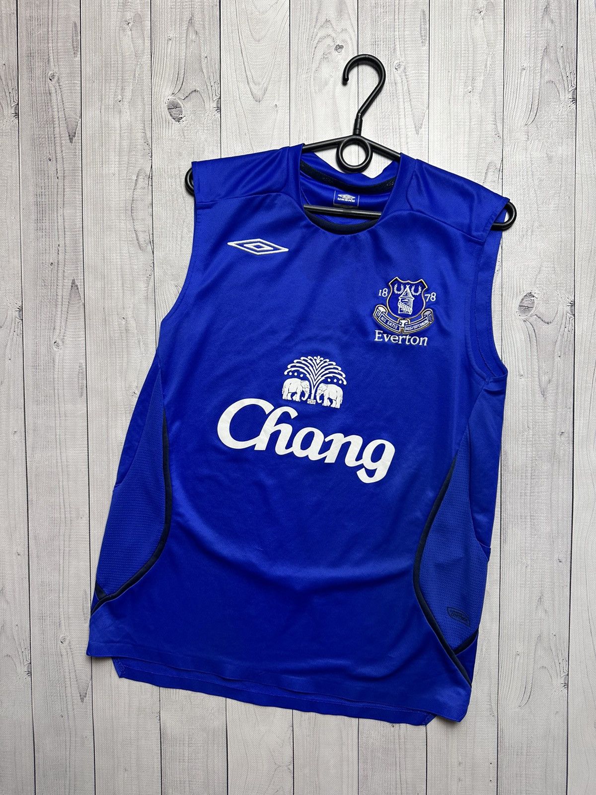 Vintage Vintage Everton soccer jersey size M logo Size US M / EU 48-50 / 2 - 1 Thumbnail