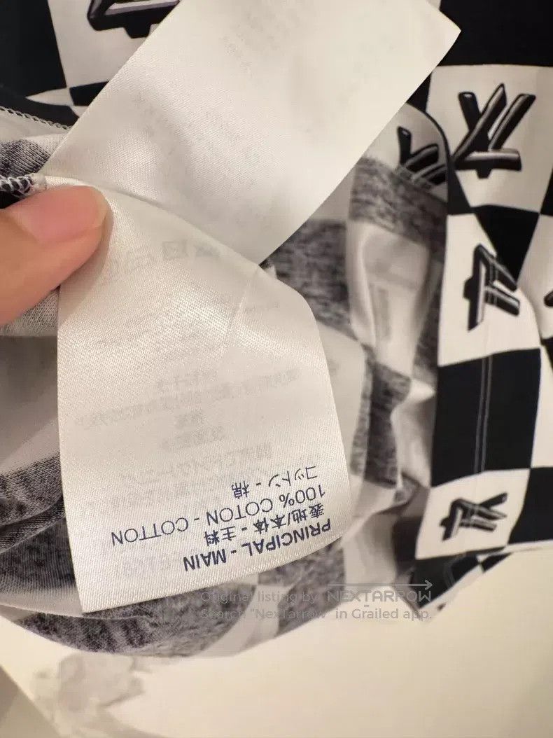 Louis Vuitton Louis Vuitton Black and white check logo chain short sleev Size S / US 4 / IT 40 - 7 Thumbnail