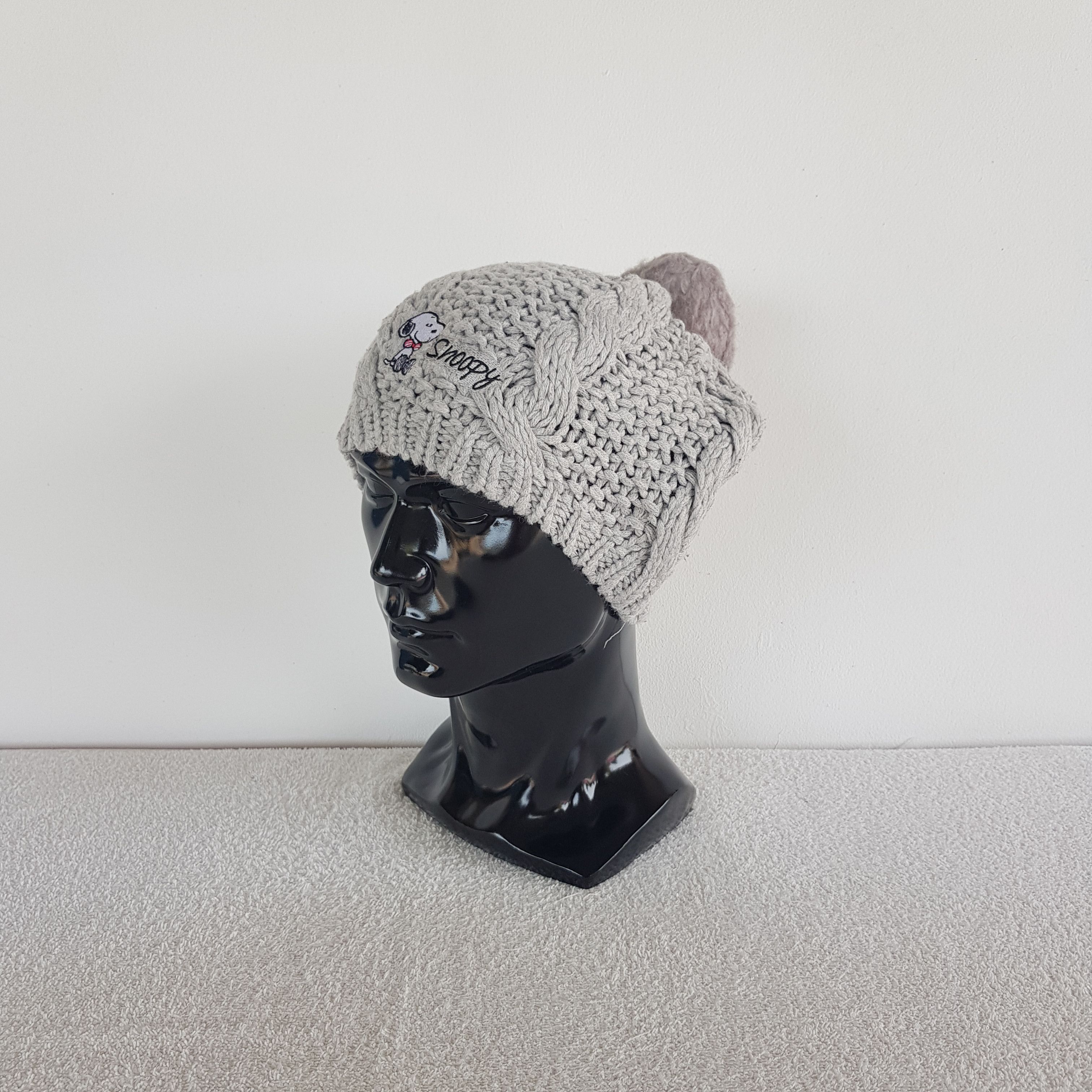 Peanuts Vintage Snoopy Beanie Fair Isle Ribbed Knit Snow Caps Hats. Size ONE SIZE - 1 Thumbnail