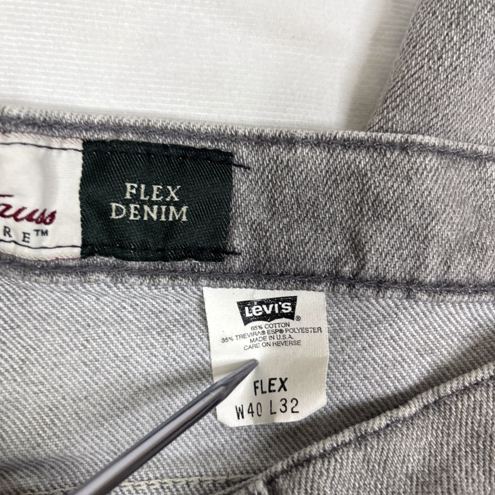 Levi's VINTAGE Levi's 540 Jeans Mens 40 x 32 Gray Loose Tapered 90s Y2K USA Made Tag 40 X 32 - Jeans - Mens Size US 40 / EU 56 - 5 Thumbnail