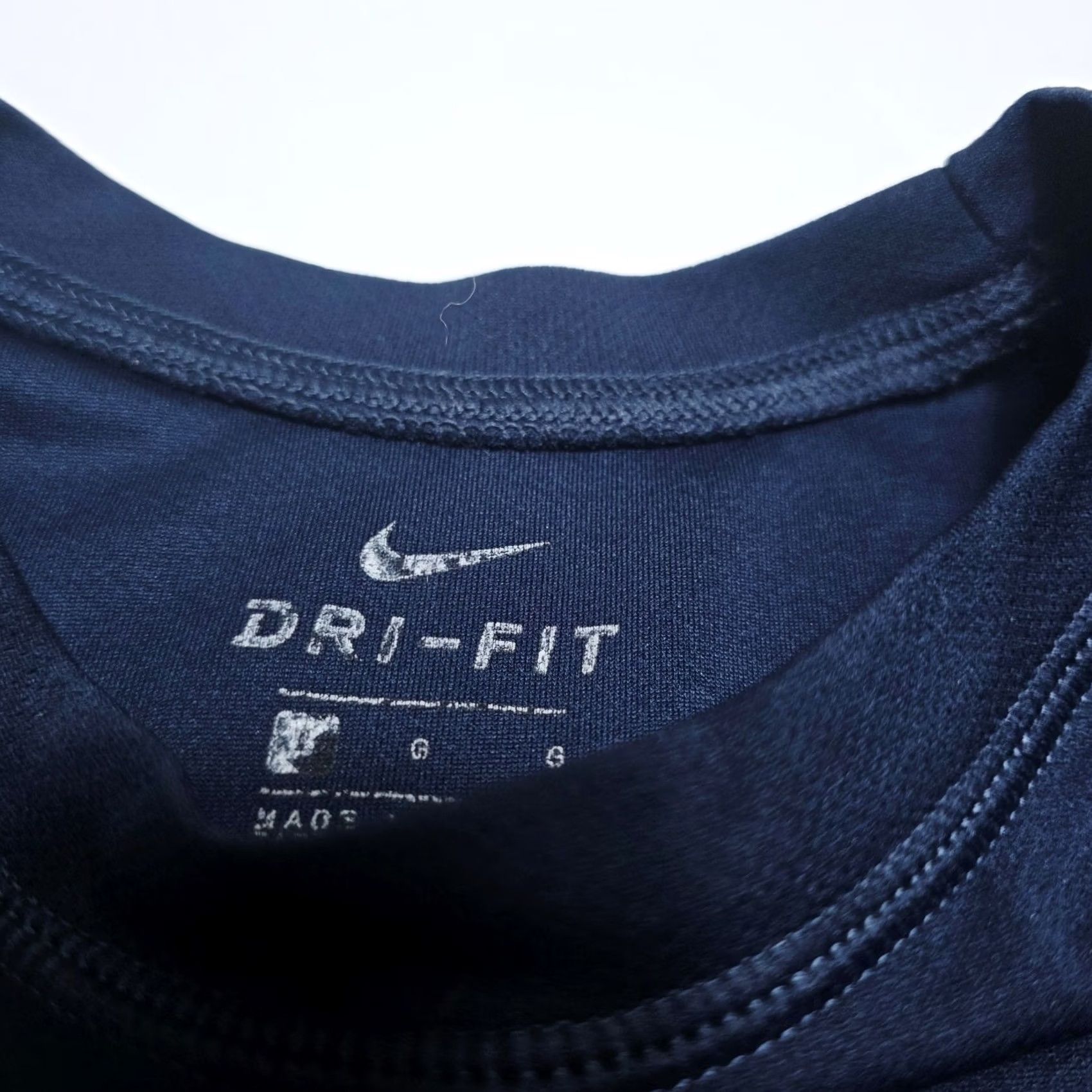 Nike Nike Dri-FIT T Shirt UPF 40+ Sun Shirt Short Sleeve Blue Mens Large Swim Pool Size US L / EU 52-54 / 3 - 7 Thumbnail