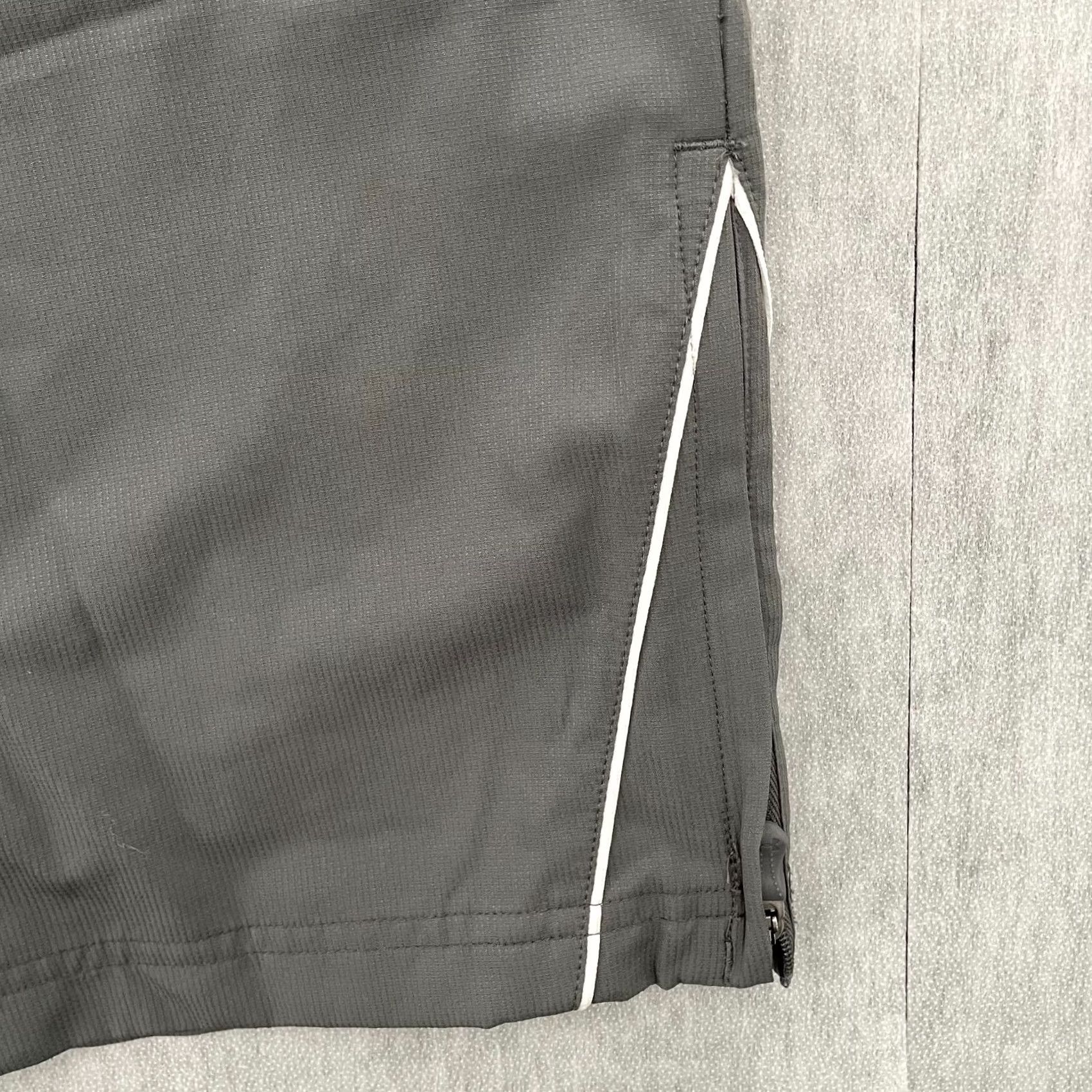 Under Armour Under Armour Pants Womens Medium Gray Loose Jogger Pockets Heatgear Ladies M NEW Size 32" / US 10 / IT 46 - 5 Thumbnail