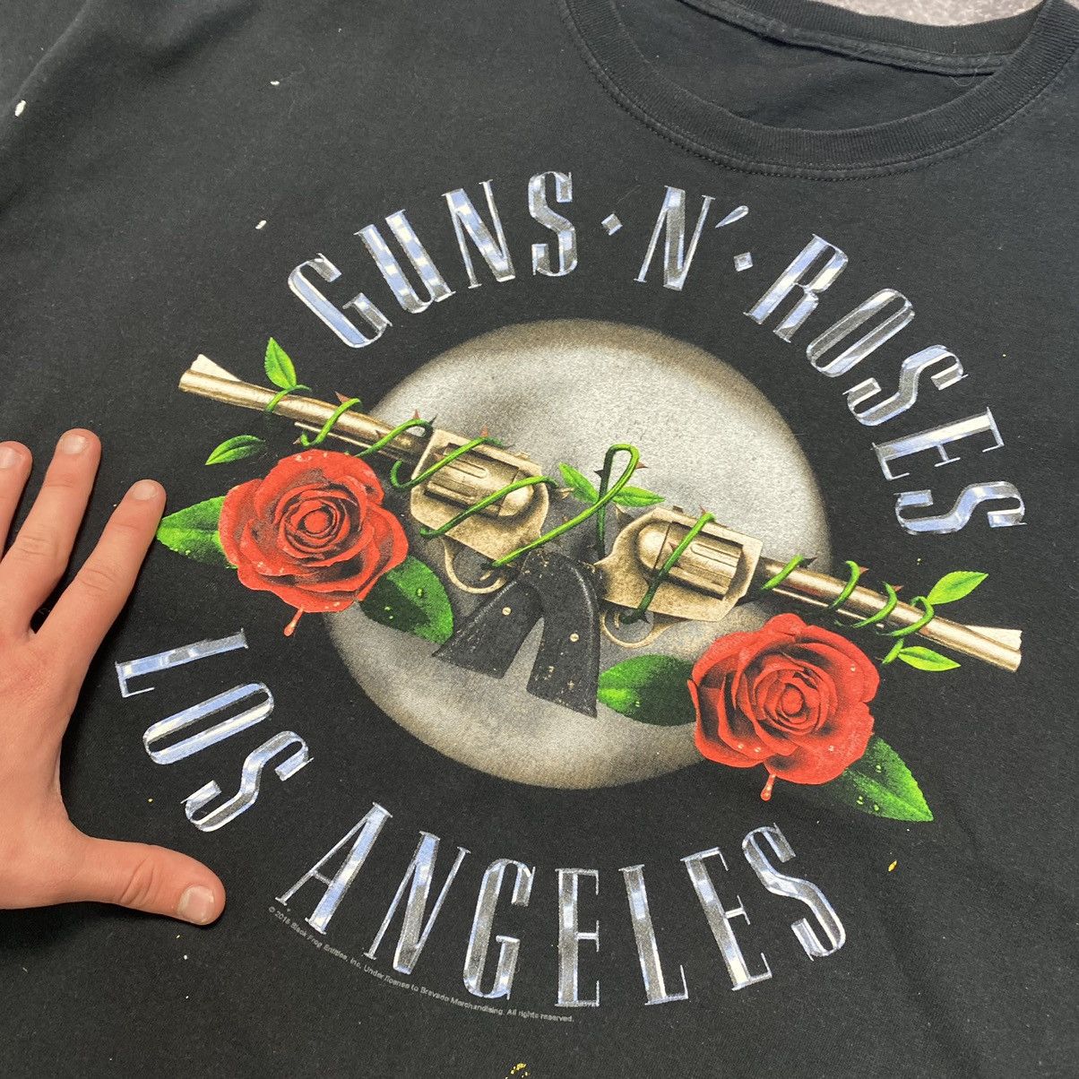 Band Tees Vintage Guns N Roses 2016 Oversize Big Logo rock band tee Size US XXL / EU 58 / 5 - 3 Thumbnail