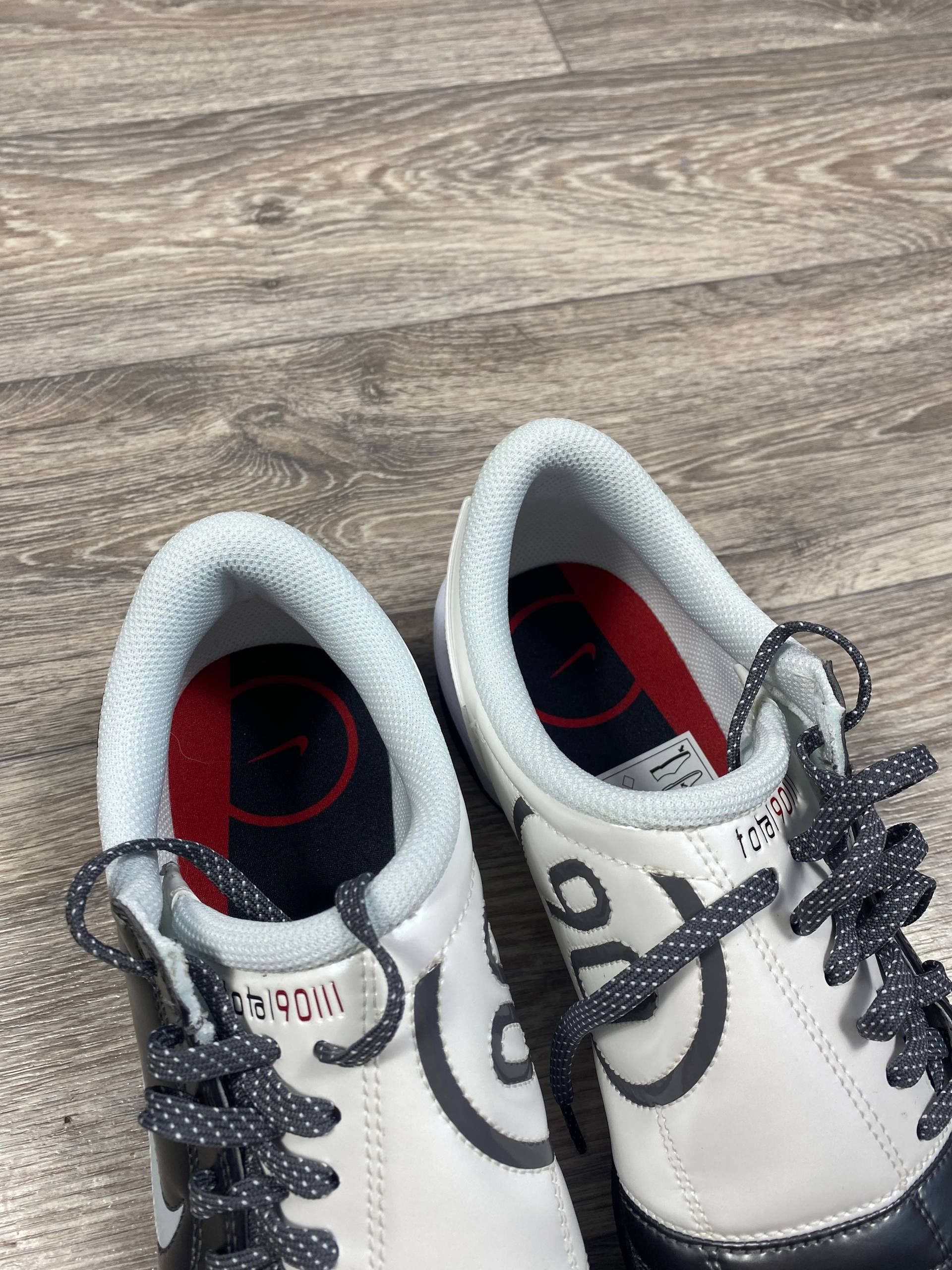 Nike Nike Total 90 Indoor Silver Athletic Shoe US 9 HQ2851-001 Size US 9 / EU 42 - 5 Thumbnail