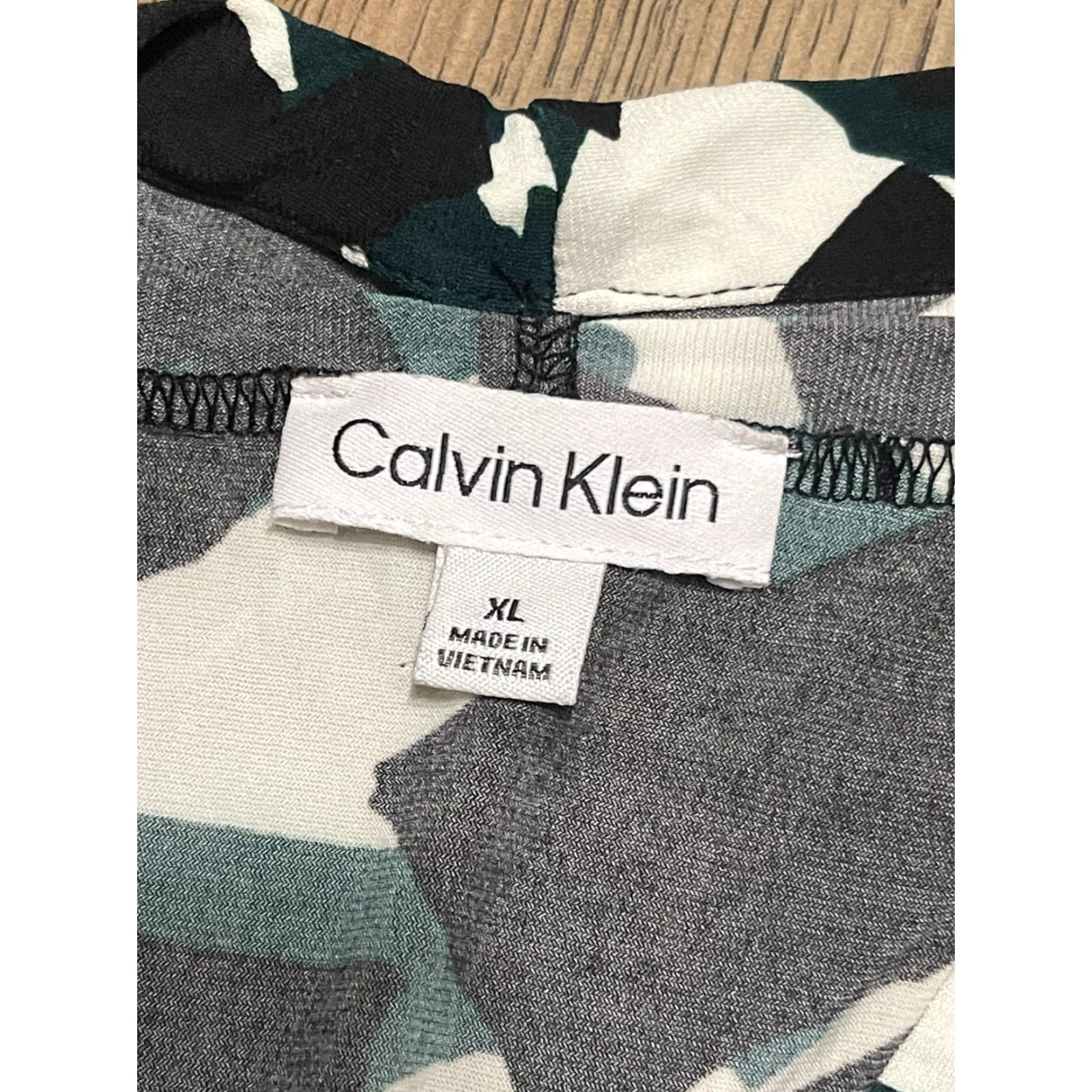 Calvin Klein Calvin Klein Collection Shirt Womens XL Button Up Black Green White Long Sleeve Casual Regular Modern Free Return Mens? Size XL / US 12-14 / IT 48-50 - 7 Thumbnail