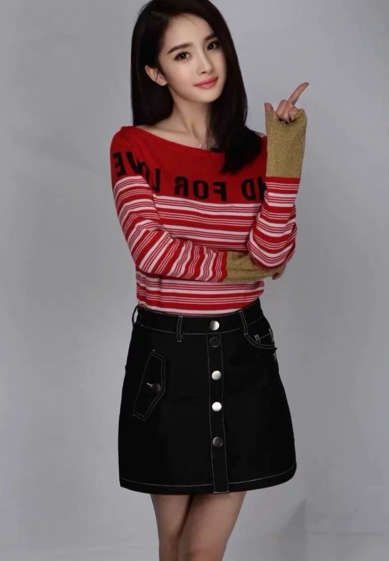 Gucci Gucci Red striped knitted long sleeves 2502-Nextarrow Size US L / EU 52-54 / 3 - 6 Thumbnail