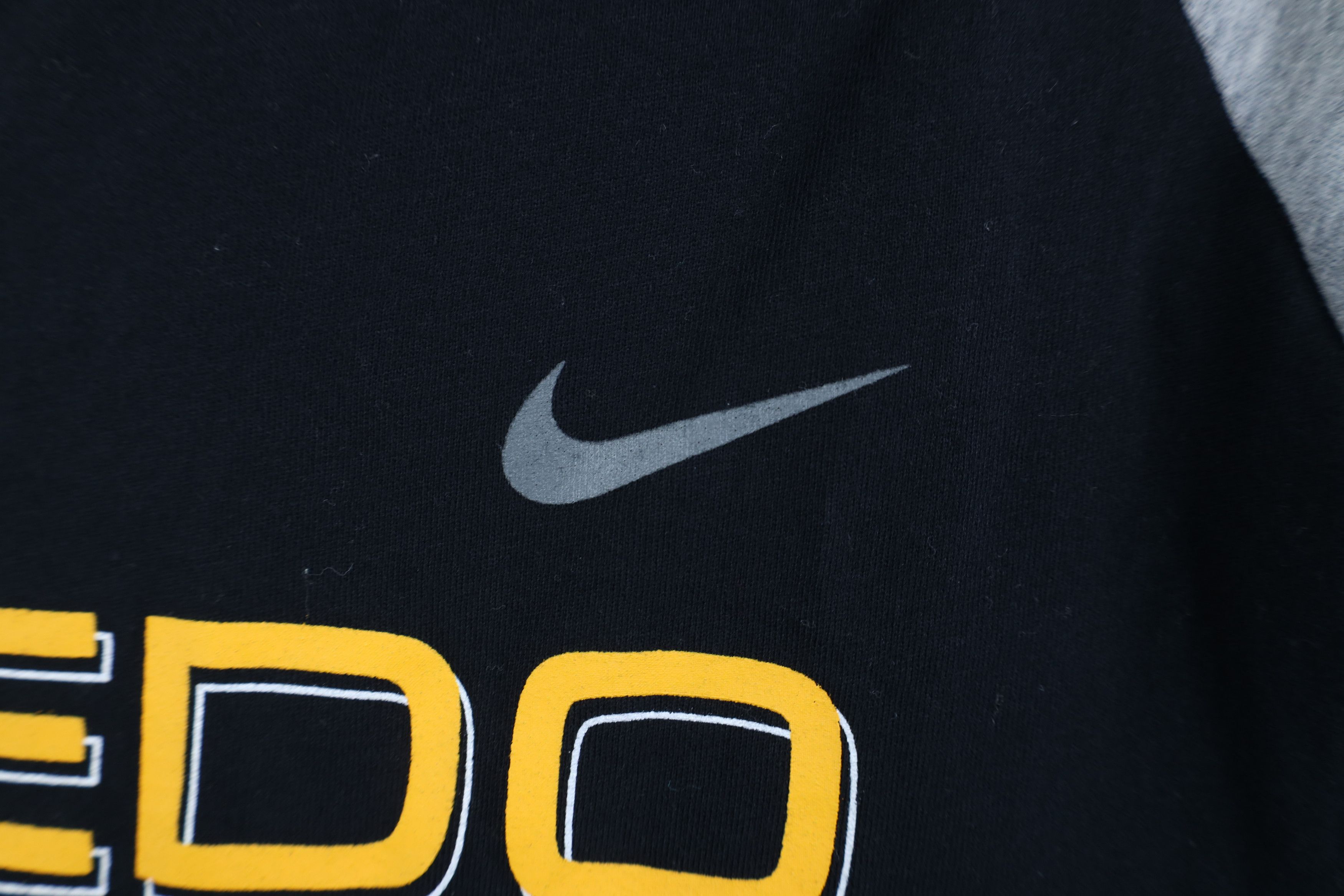 Nike Nike University of Toledo Basketball Raglan T-Shirt Black Size US L / EU 52-54 / 3 - 5 Thumbnail