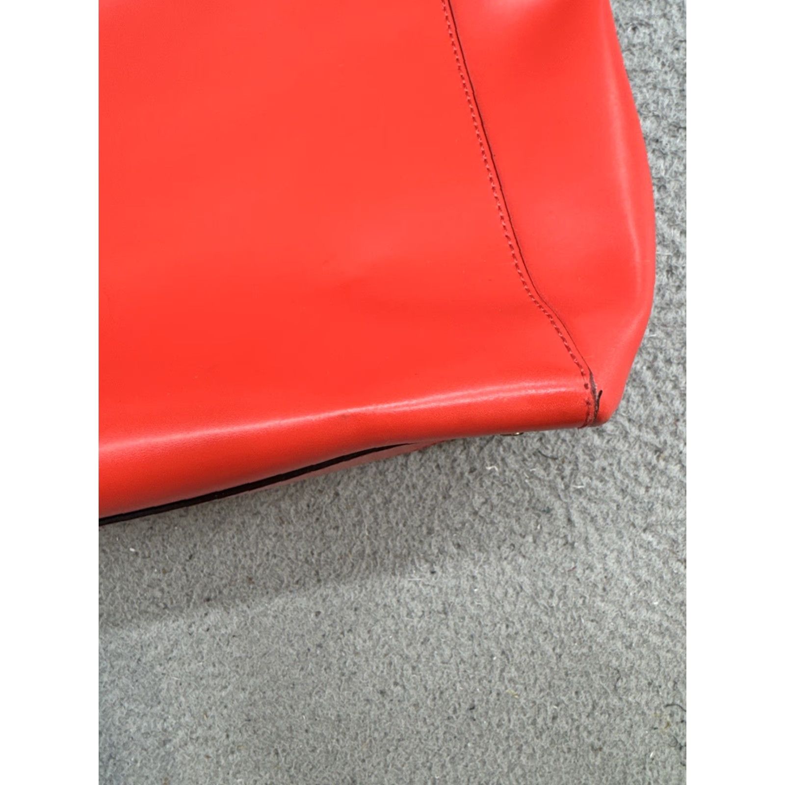 Vintage kate spade new york Red Cow Leather Large Shoulder Tote Bag Purse Handbag Size ONE SIZE - 3 Thumbnail