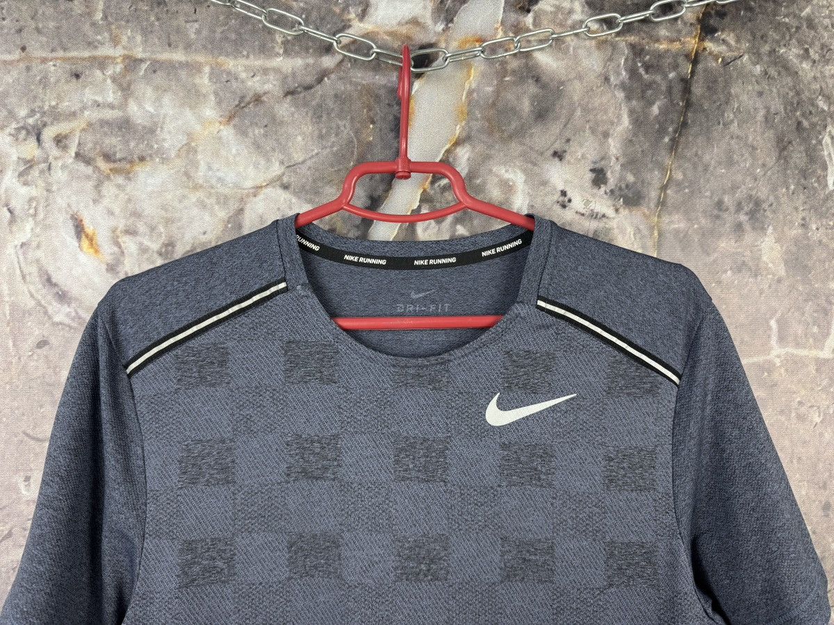 Nike Men’s Nike T-Shirt Sportswear Size Small Size US S / EU 44-46 / 1 - 2 Thumbnail