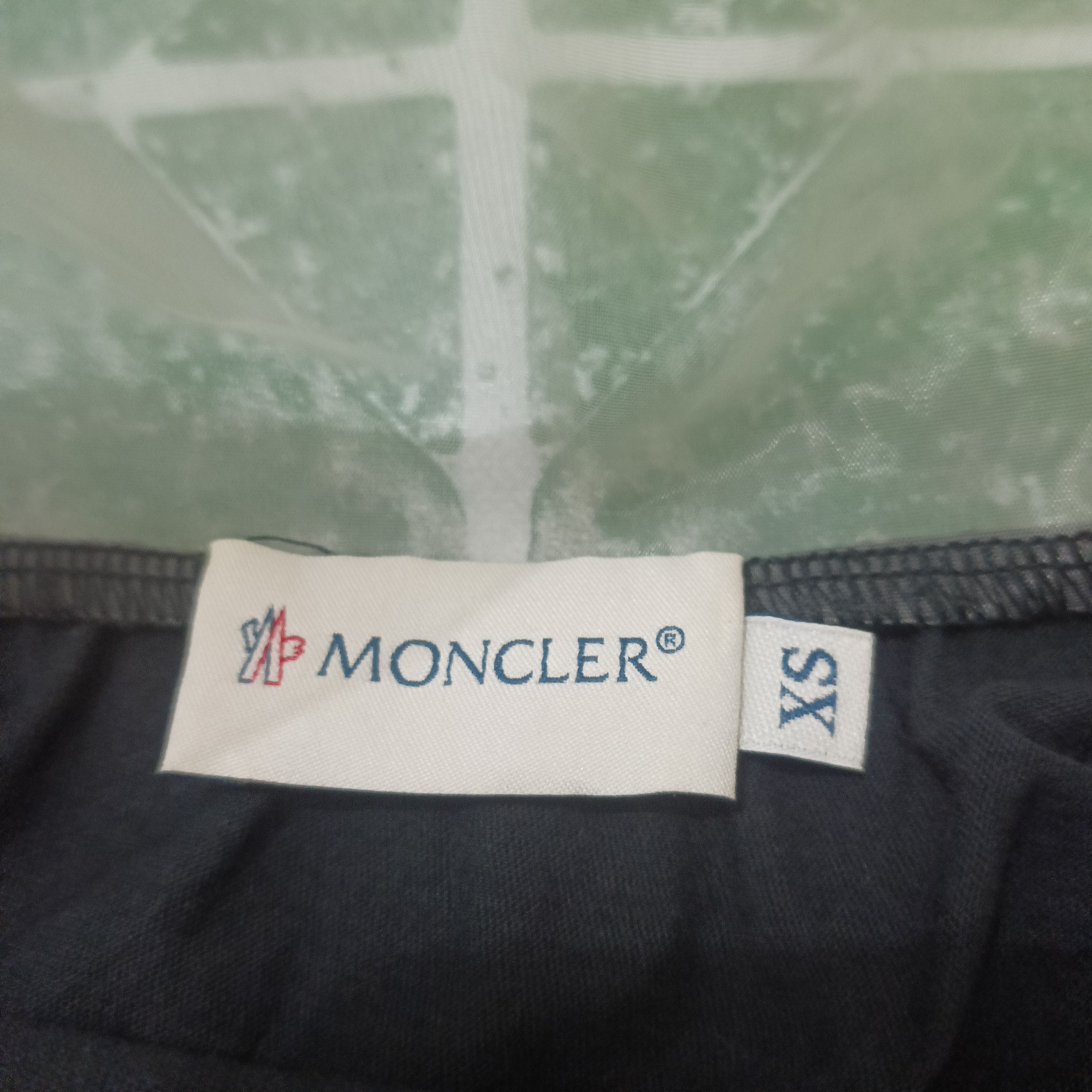 Moncler Moncler t shirt Size XS / US 0-2 / IT 36-38 - 4 Thumbnail