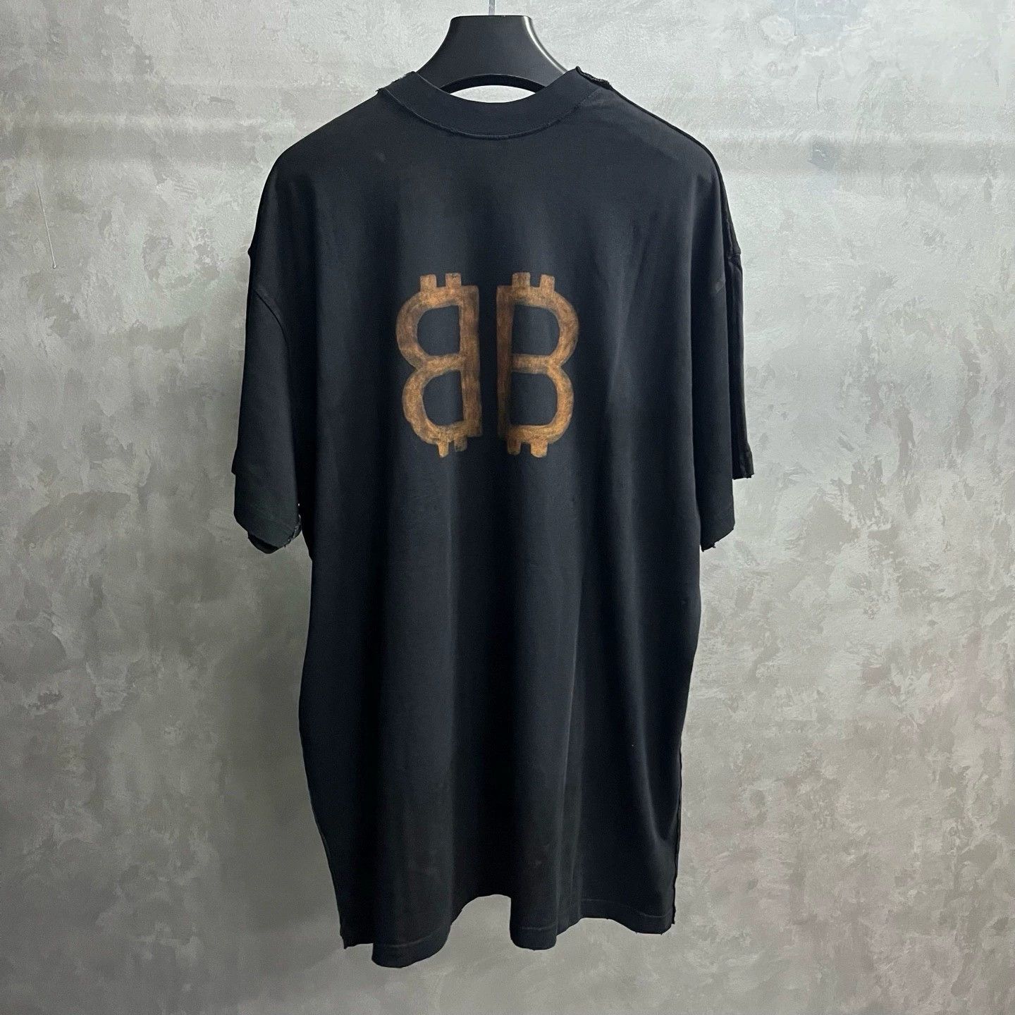Balenciaga balenciaga black graphic short sleeve t-shirt Size US S / EU 44-46 / 1 - 5 Thumbnail