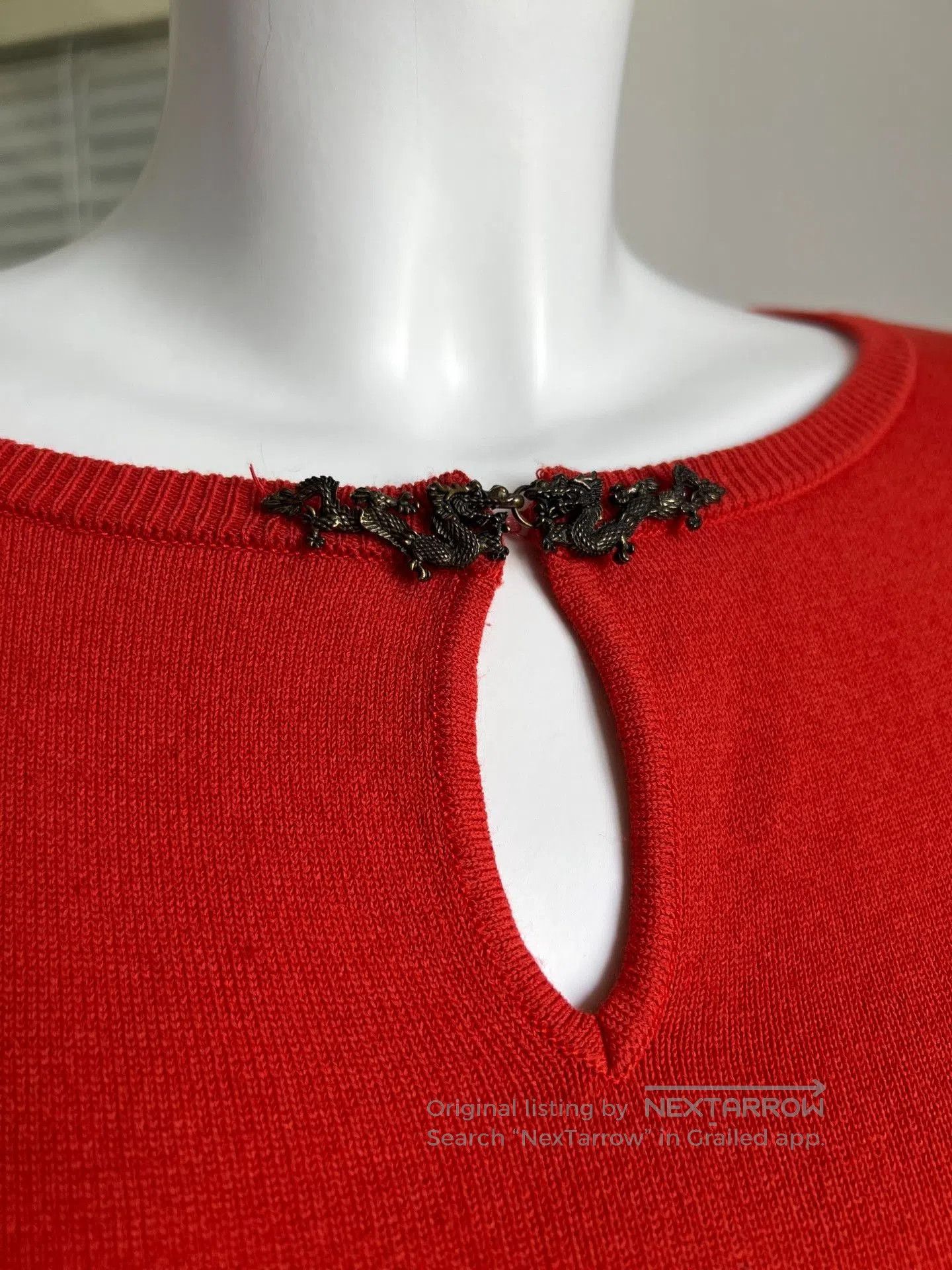 Vivienne Tam VIVIENNETAM Red 7-Sleeve Dragon Button Knit. Size M / US 6-8 / IT 42-44 - 6 Thumbnail