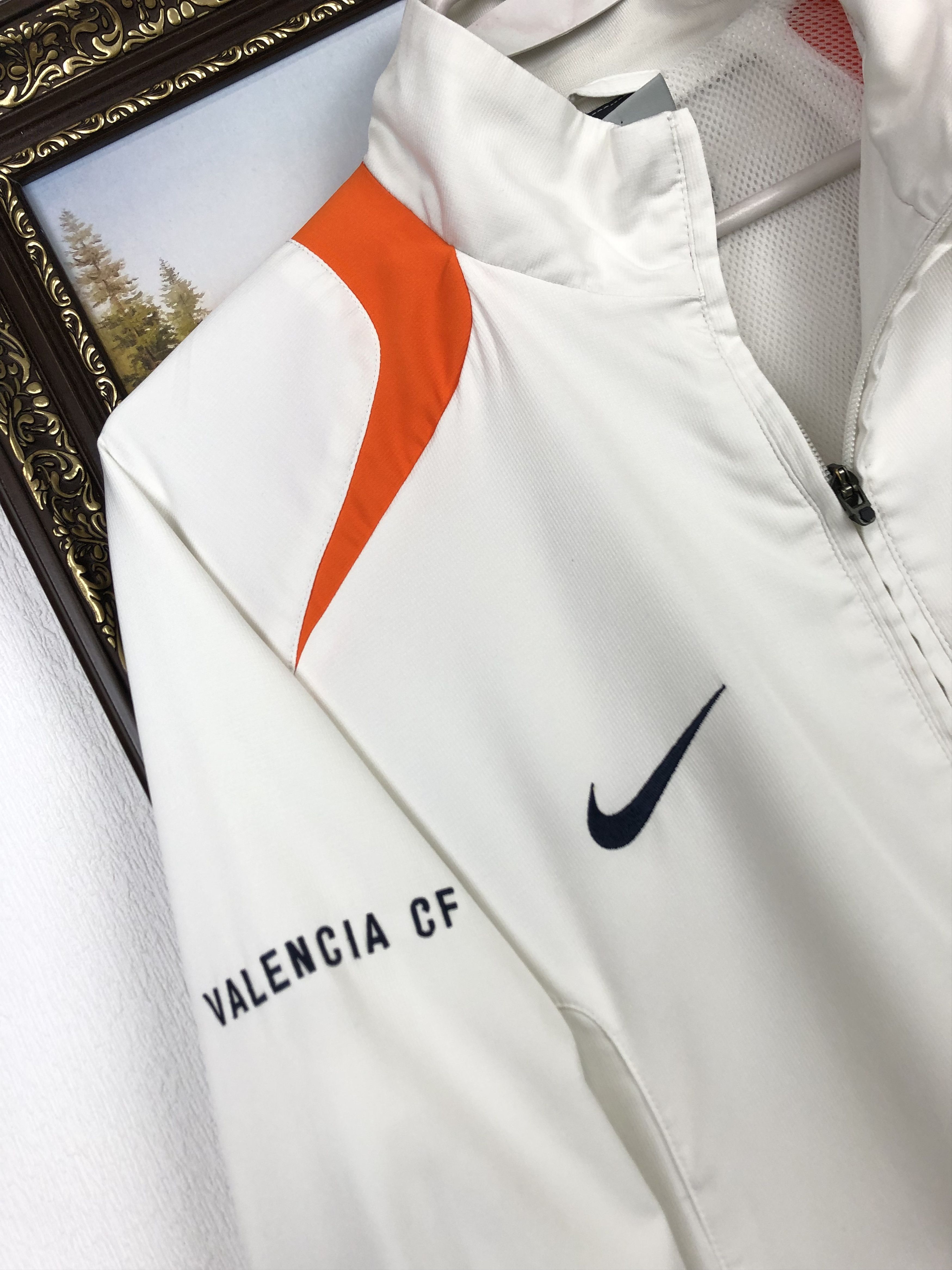 Nike Vintage Nike Valencia Football Jacket Soccer Track Top Mens Size US XL / EU 56 / 4 - 4 Thumbnail