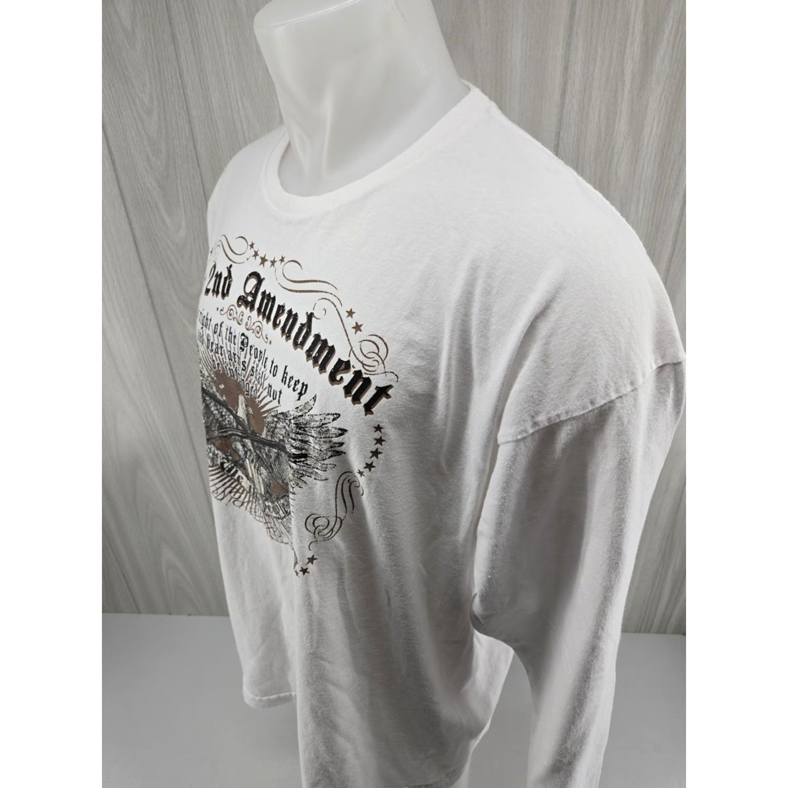 Vintage VINTAGE Bayside LONG SLEEVE T-SHIRT 2XL White Men’s 2ND AMENDMENT Shirt Mens Burlap? Size US XXL / EU 58 / 5 - 5 Thumbnail