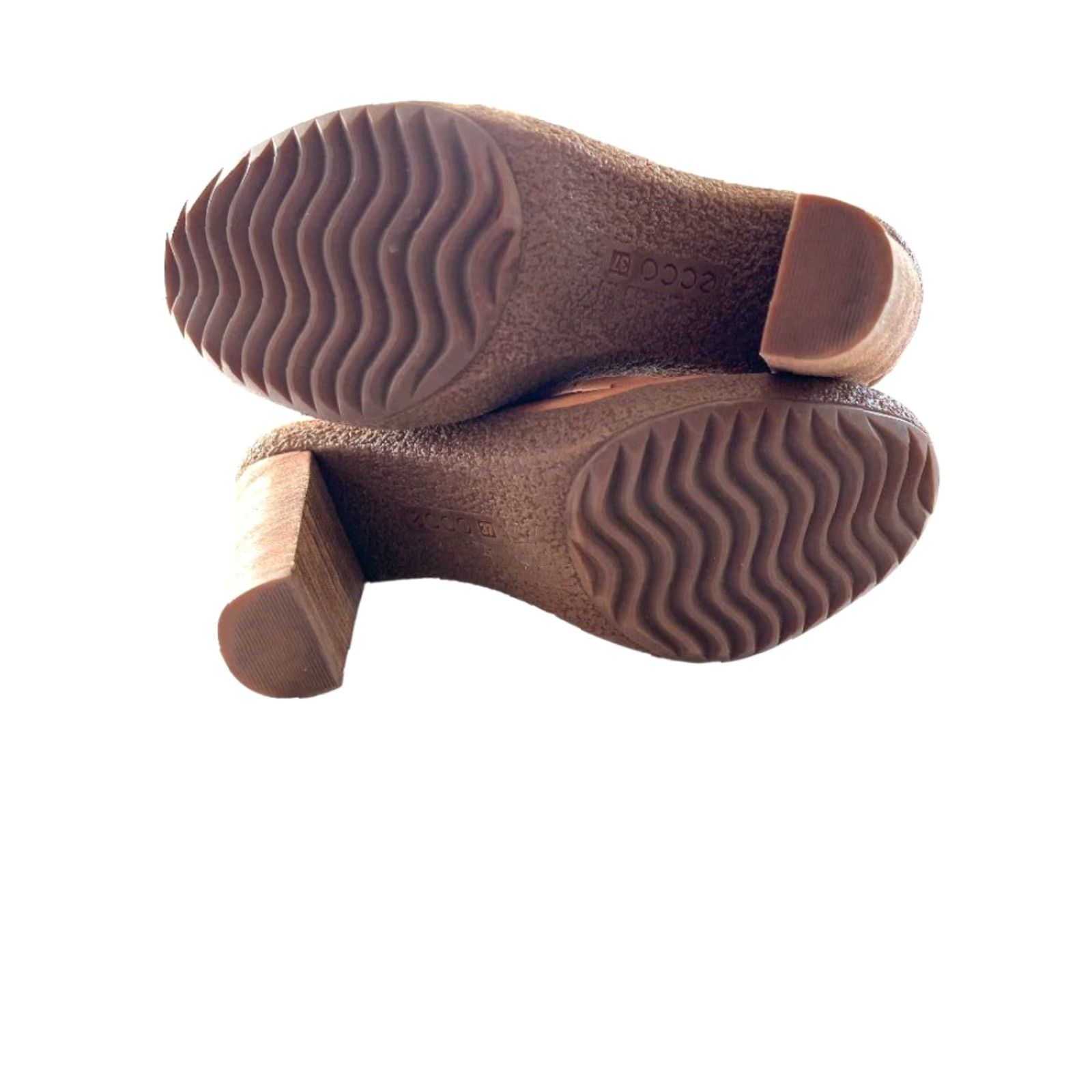Ecco ECCO Heel Pump Women Leather Slip On Tan Rubber Sole High Block Heel 3.75" Comfort Cushioned M 6.5 37 Vintage No Size US 7 / IT 37 - 7 Thumbnail