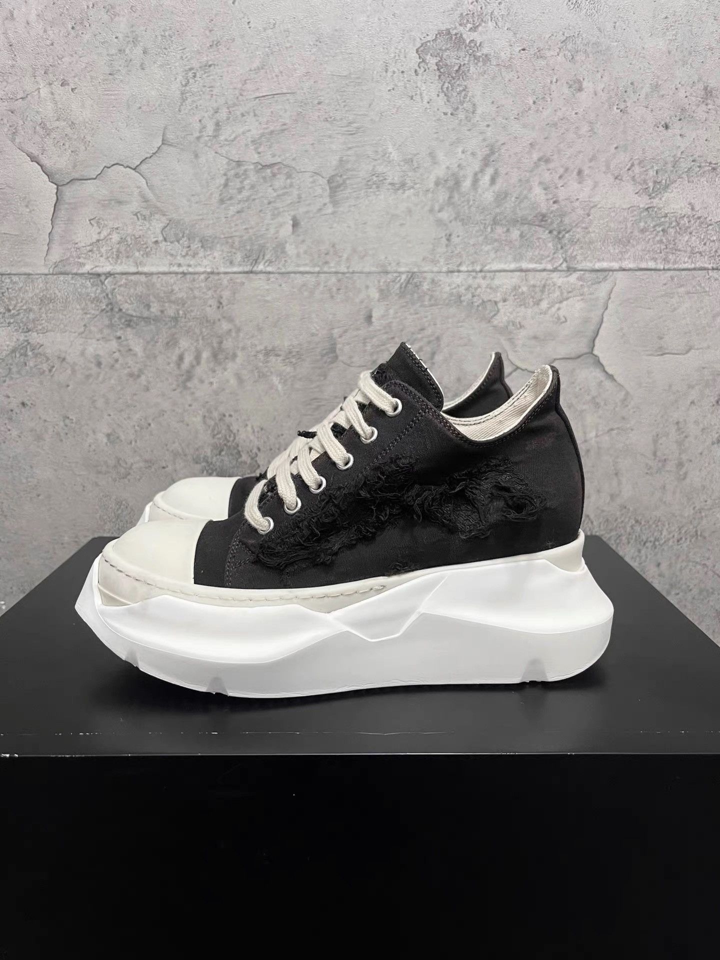 Rick Owens Rick Owens Thick Sole Destroyed Converse K34 Size US 6 / IT 36 - 4 Thumbnail