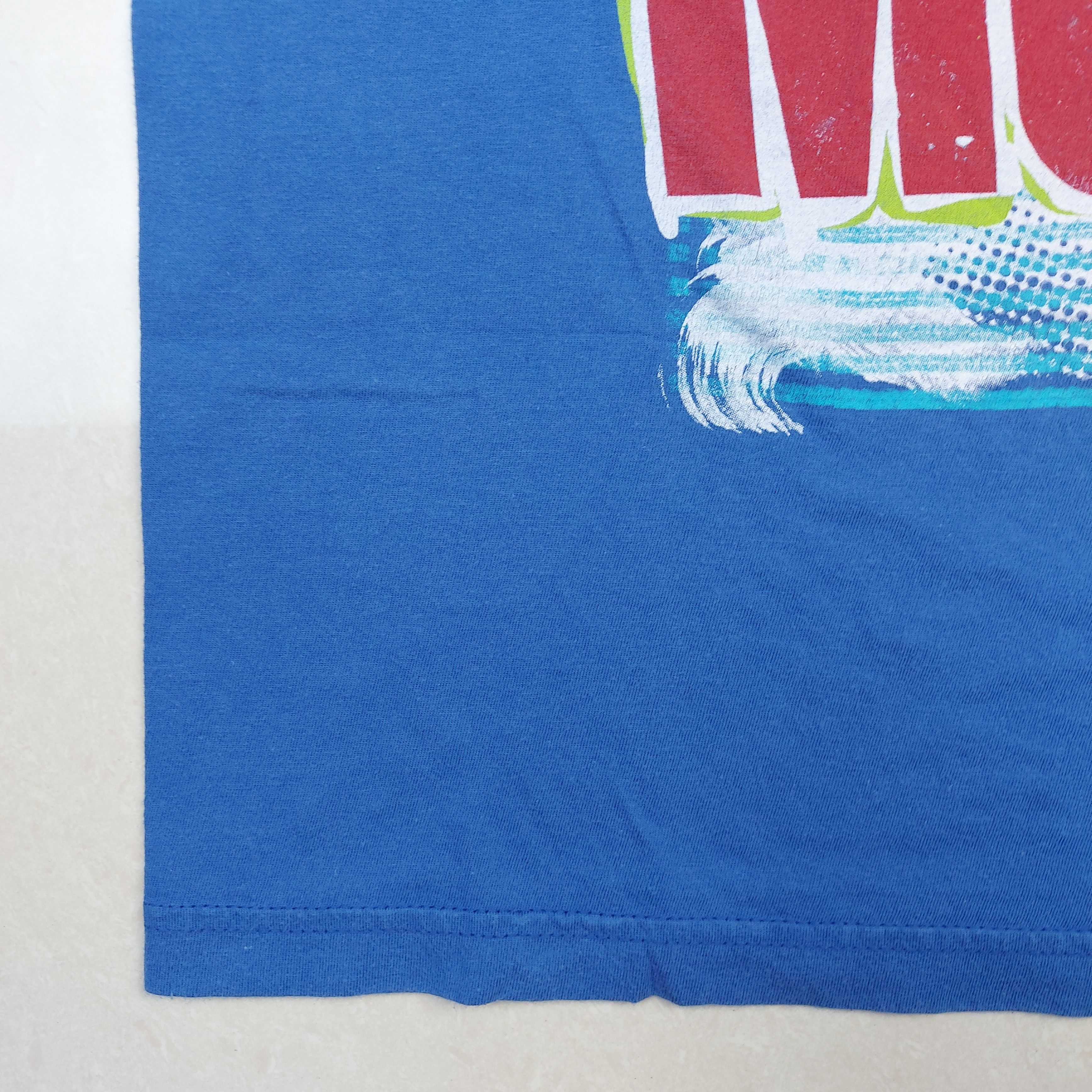 Band Tees Vintage 2007 Paramore Band Riot Album Emo Scene MySpace TEE Size US M / EU 48-50 / 2 - 10 Thumbnail