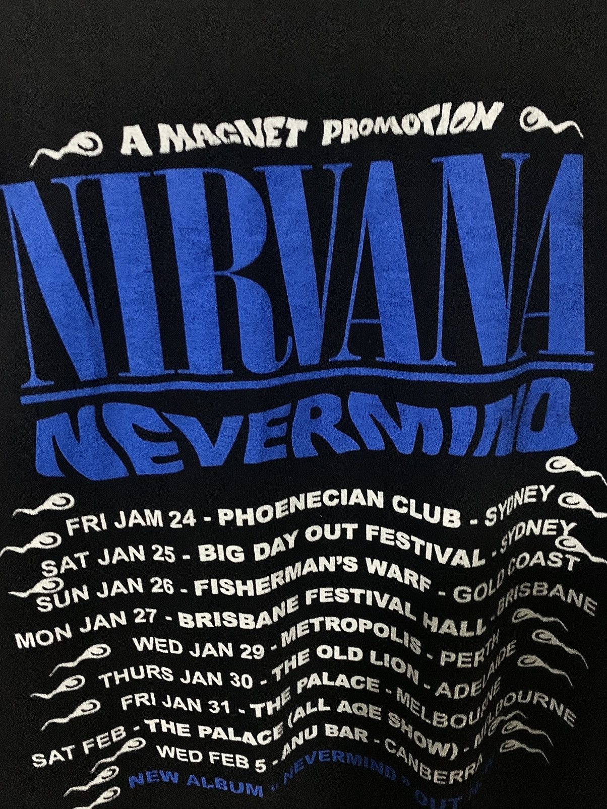 Band Tees Rare Vintage 2004 Nirvana “Nevermind” Tour tee T-Shirt Size US L / EU 52-54 / 3 - 7 Thumbnail