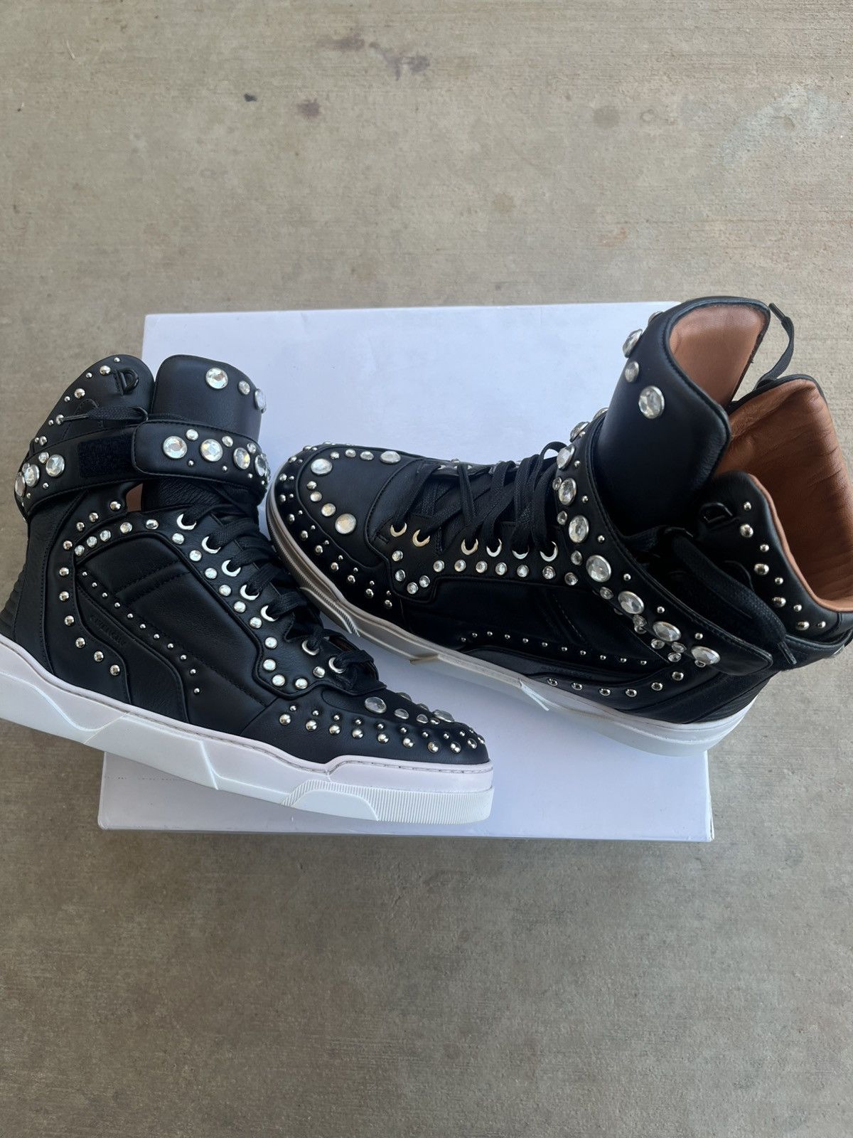 Givenchy Studded/Crystal Givenchy Tysons Size US 7 / EU 40 - 2 Thumbnail