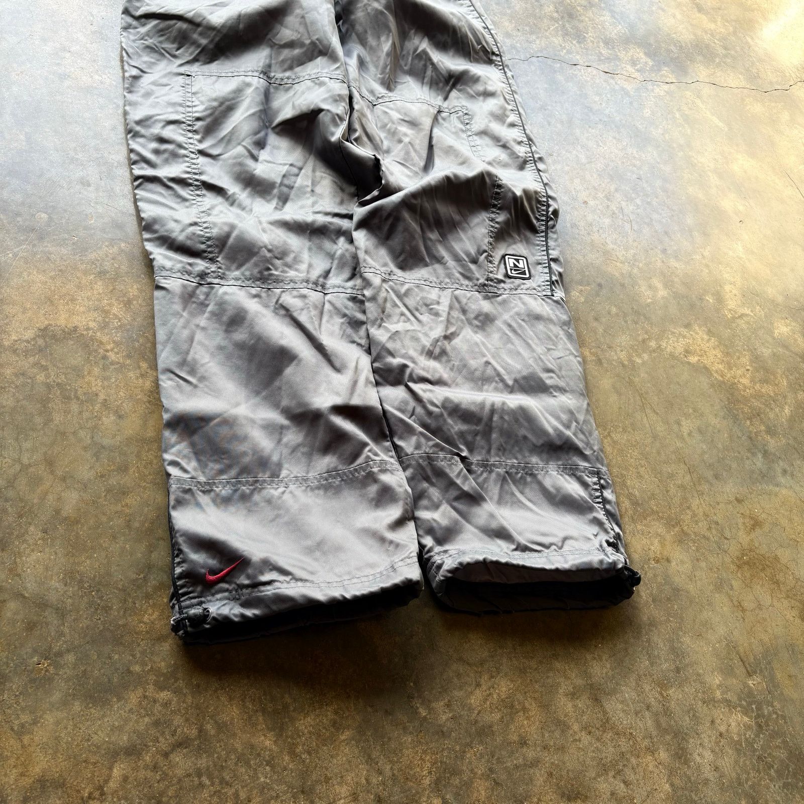 Nike Essential Y2K Nike Tech Baggy Track Pants Size Small Size US 30 / EU 46 - 5 Thumbnail