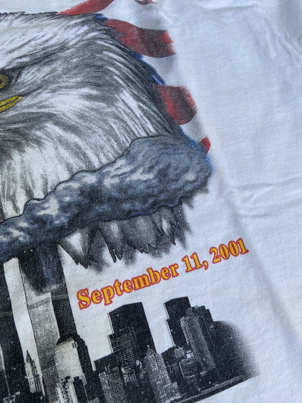 Vintage Vintage 9/11 eagle T shirt Size US L / EU 52-54 / 3 - 4 Thumbnail