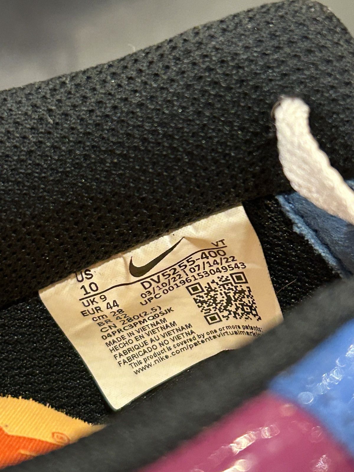 Nike × Undefeated Nike Air Force 1 Low ‘Undefeated Multi Patent’ Size US 10 / EU 43 - 8 Thumbnail
