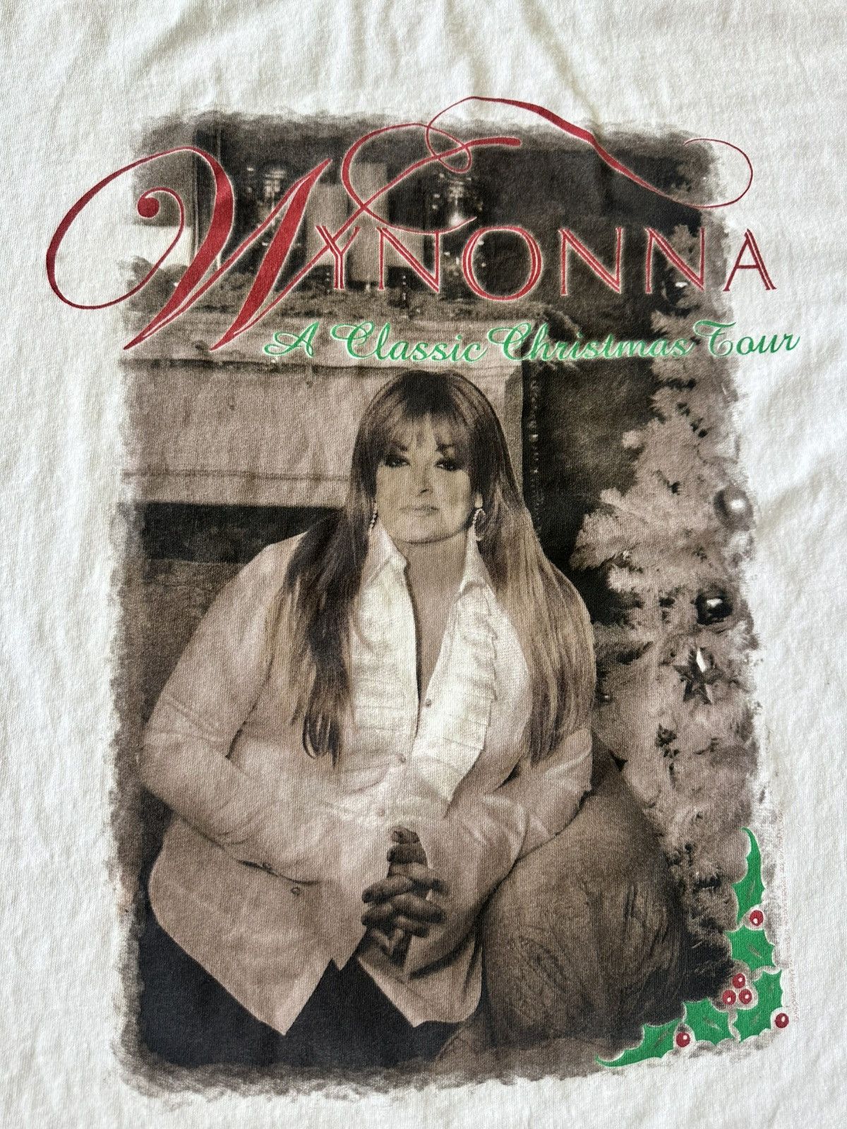 Vintage Wynonna Judd 2007 Christmas Vintage Tee Size US XL / EU 56 / 4 - 2 Thumbnail