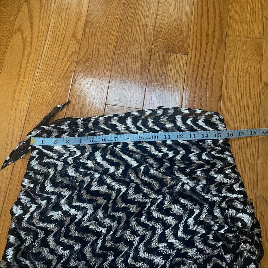 Zara ZARA Wrap Up Knotted Mini Skirt Party Black And Sliver Sz L Size 34" / US 12 / IT 48 - 4 Thumbnail