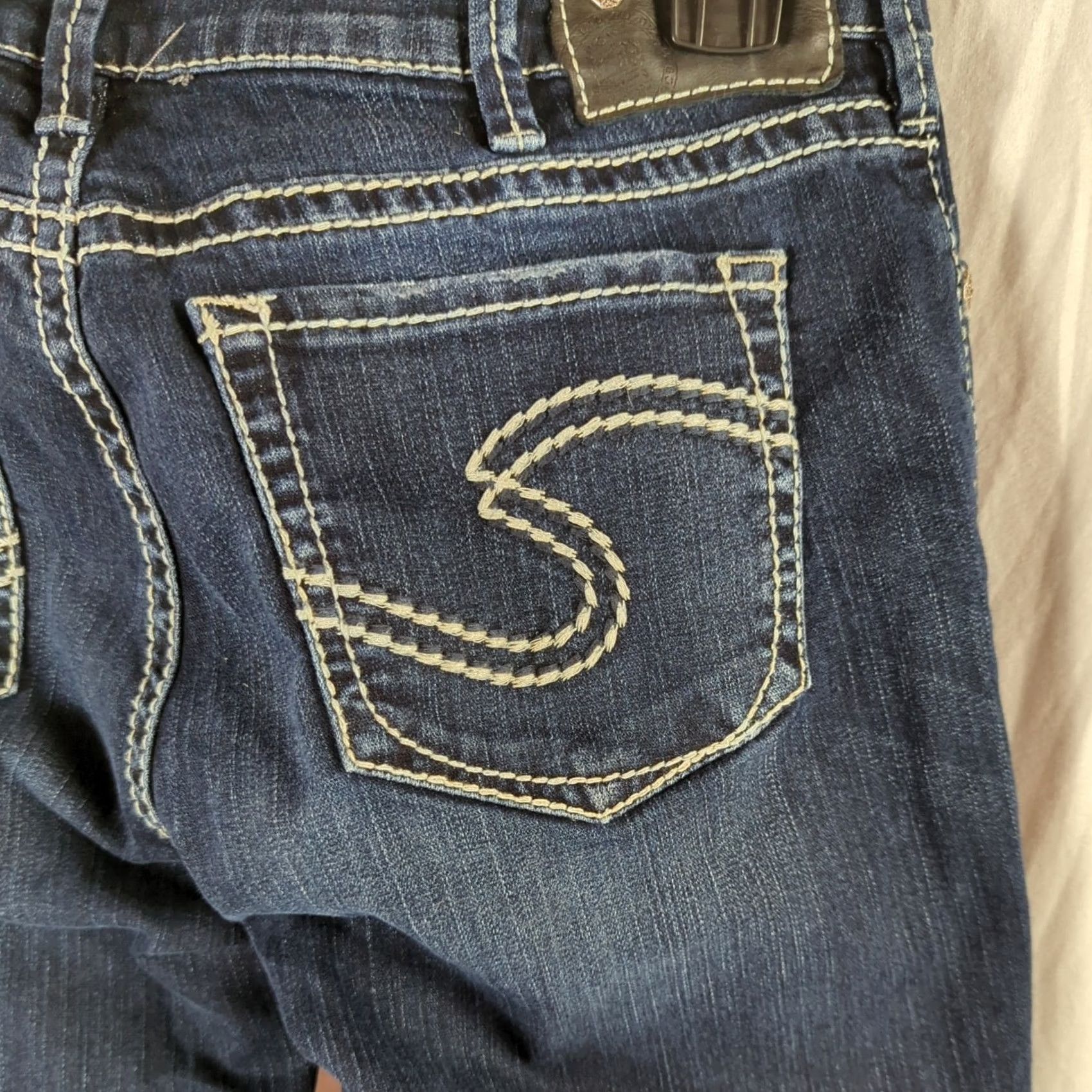 Silver Jeans Co. VINTAGE Silver Jeans Natsuki Womens Jeans Bootcut Mid Rise 30x31 Blue Denim Embroidered Inseam 31 Womens Size 30" / US 8 / IT 44 - 6 Thumbnail