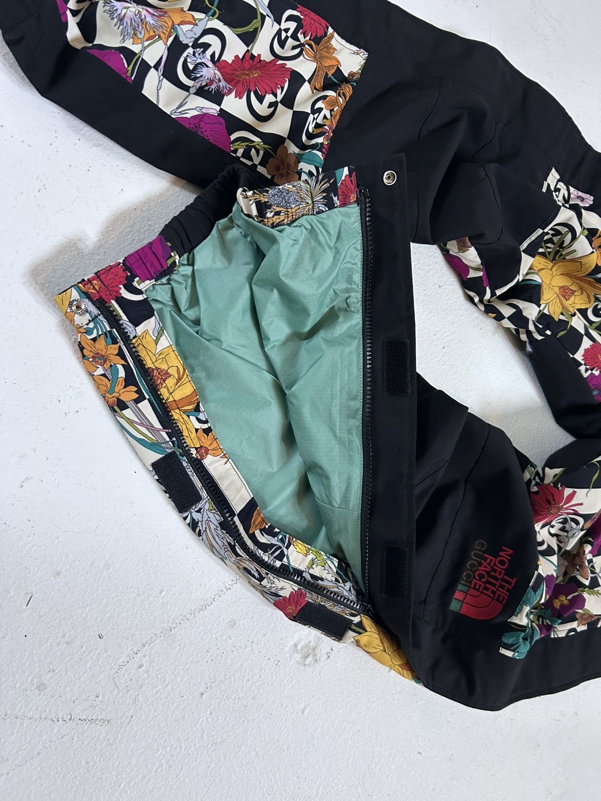 Gucci × The North Face Gucci x The North Face Mountain Light Sample Ski Pant Size US 32 / EU 48 - 5 Thumbnail