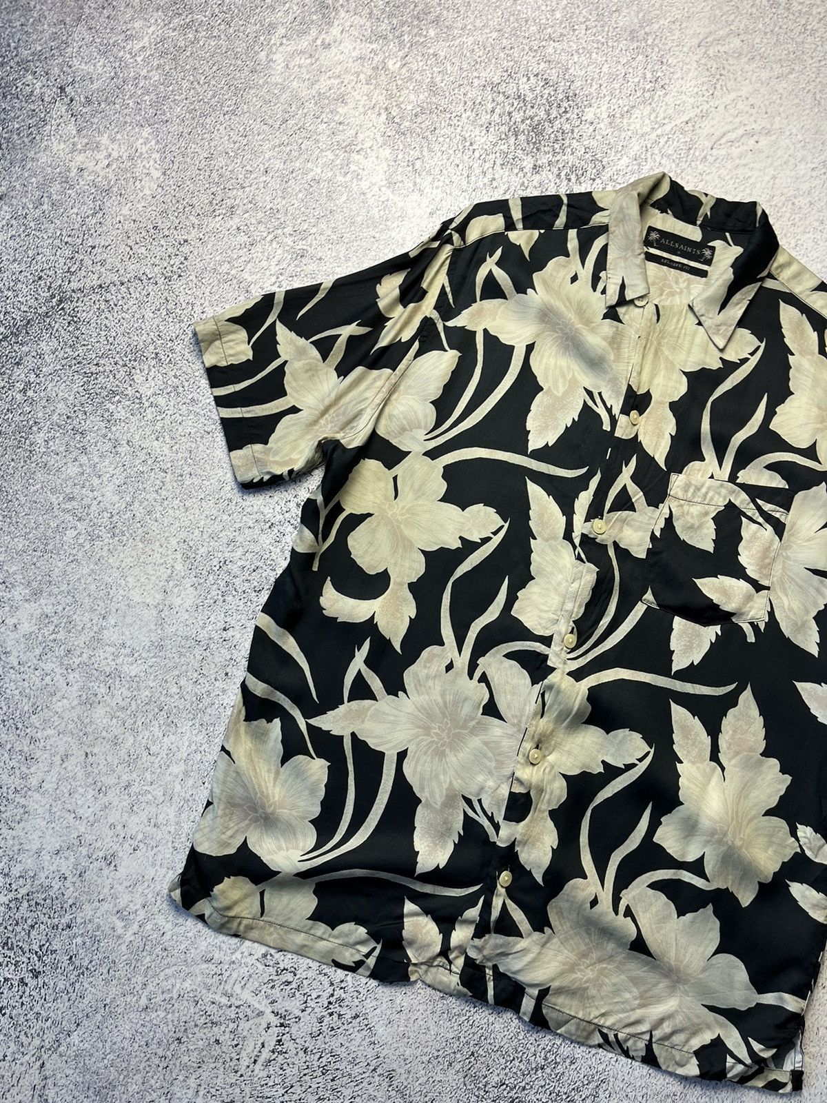 Allsaints Vintage Allsaints Viscose Y2K Hawaii Shirt Size US S / EU 44-46 / 1 - 5 Thumbnail