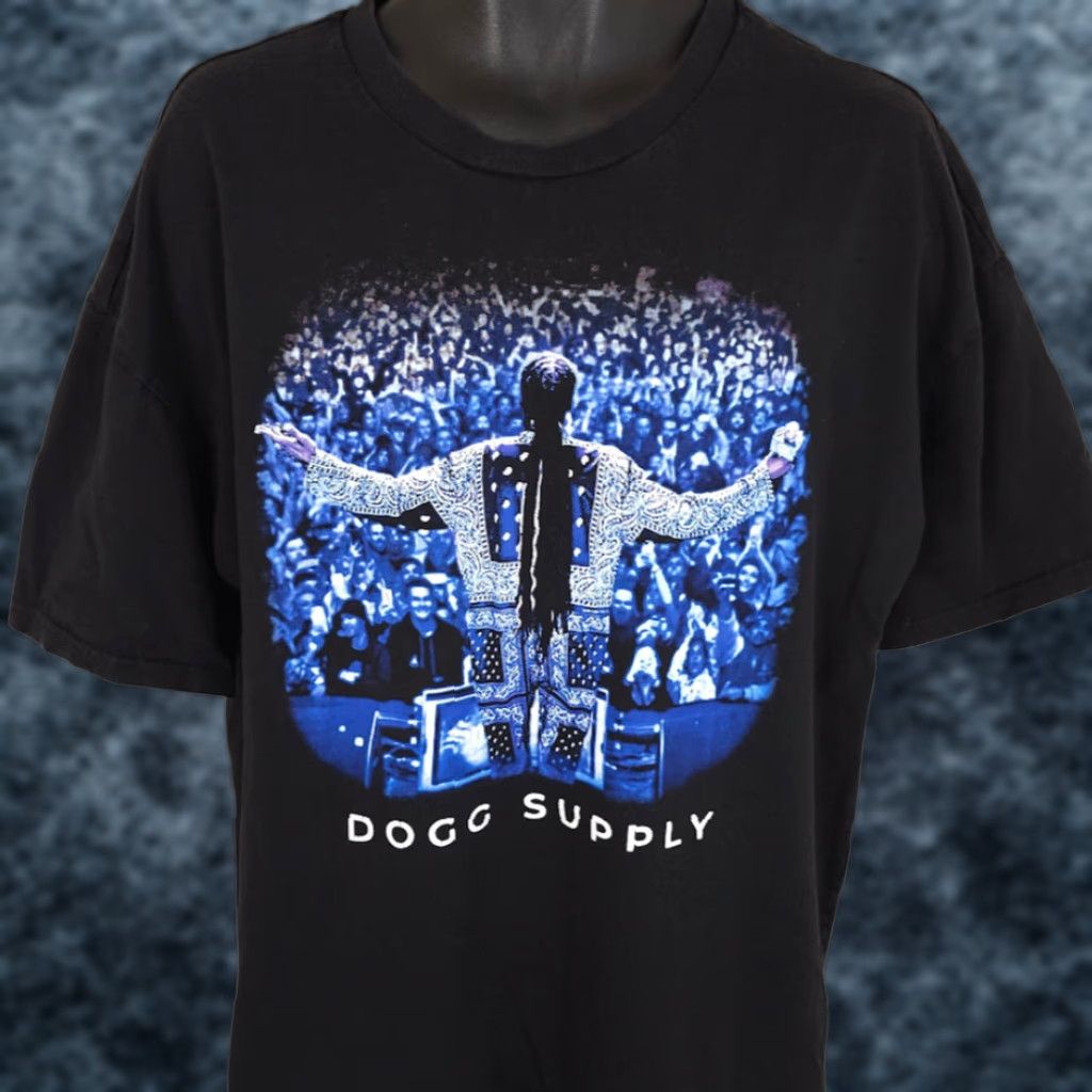 Vintage VINTAGE Snoop Dogg T Shirt Mens Size Large Black Dogg Supply Rap Hip Hop Size US L / EU 52-54 / 3 - 1 Thumbnail