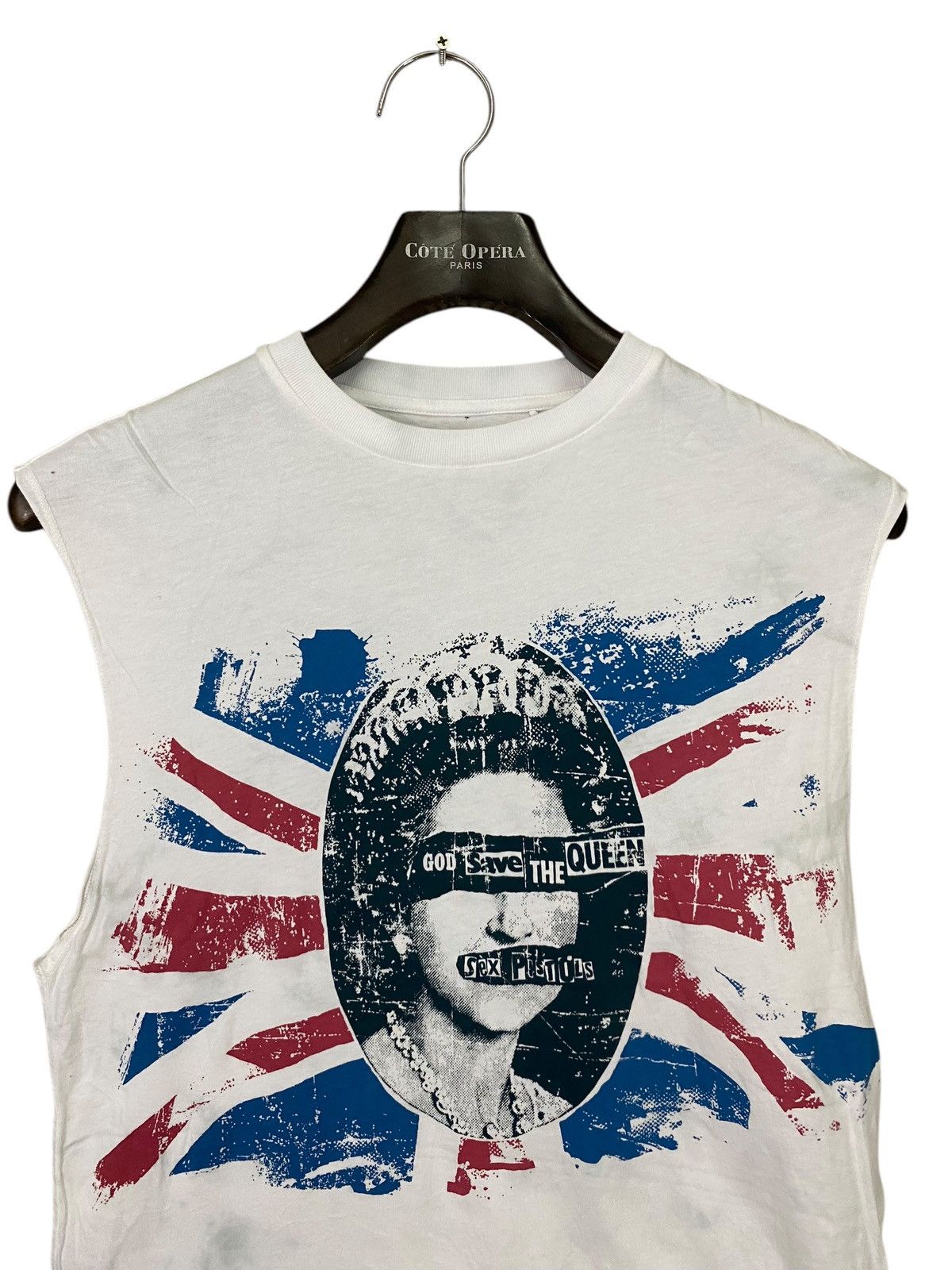 Japanese Brand × Uniqlo Sex pistols x uniqlo god save the queen tshirt sleeveless Size US M / EU 48-50 / 2 - 2 Thumbnail