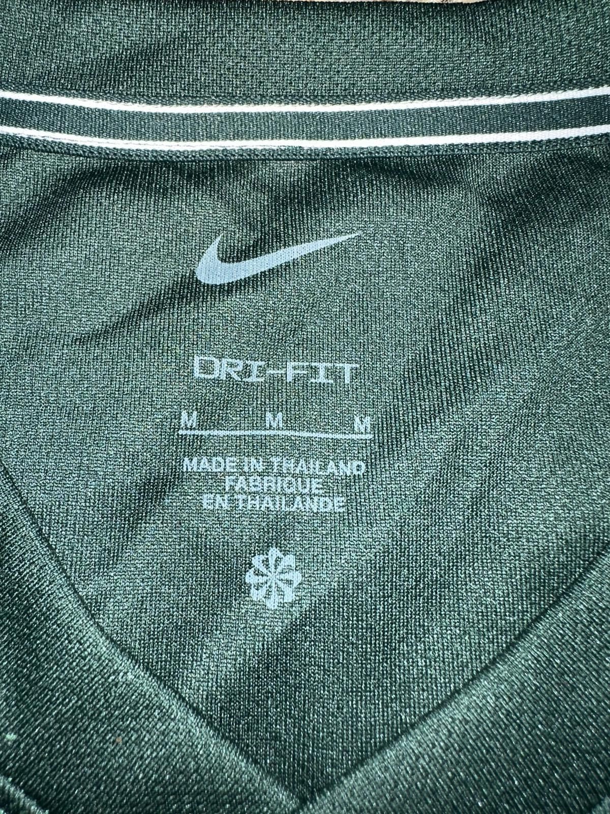 Nike NikeCourt Men’s Dri-FIT Victory Tennis Green T-Shirt Size US M / EU 48-50 / 2 - 3 Thumbnail