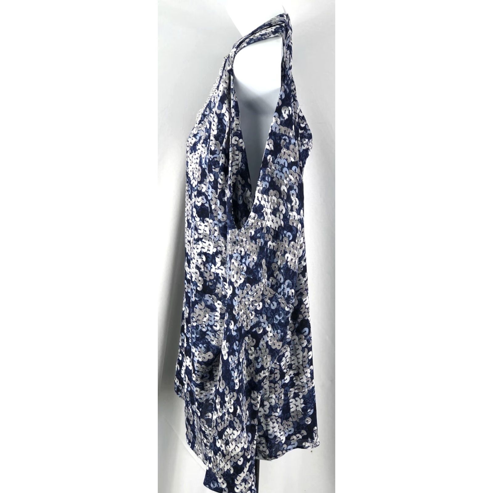 Juicy Couture Juicy Couture Blouse L Blue Geo Beaded V-Neck Cold Shoulder Back 90s Y2K Womens Size L / US 10 / IT 46 - 2 Thumbnail