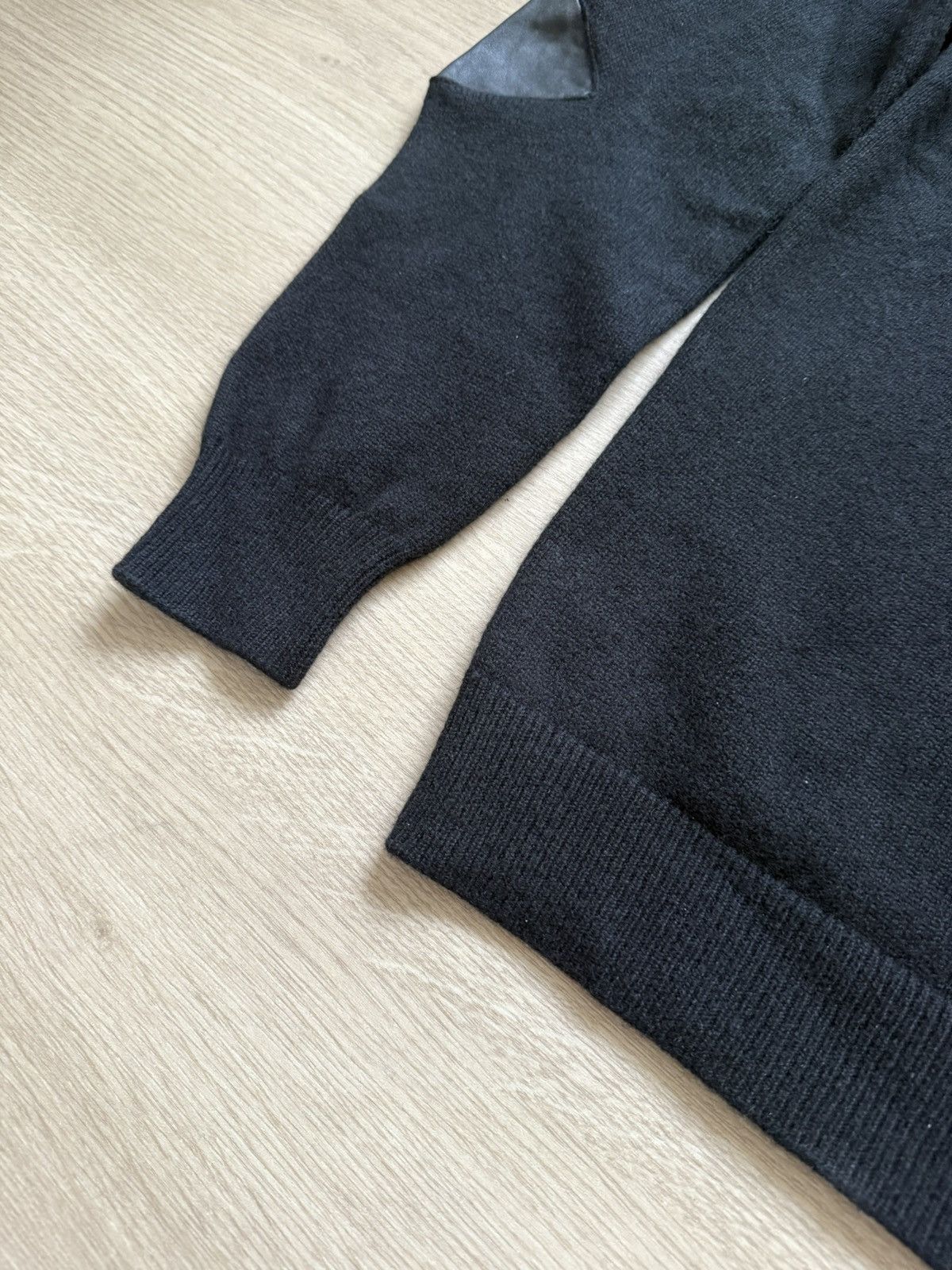 Saint Laurent Paris Saint Laurent Hedi cashmere sweater Size US L / EU 52-54 / 3 - 5 Thumbnail
