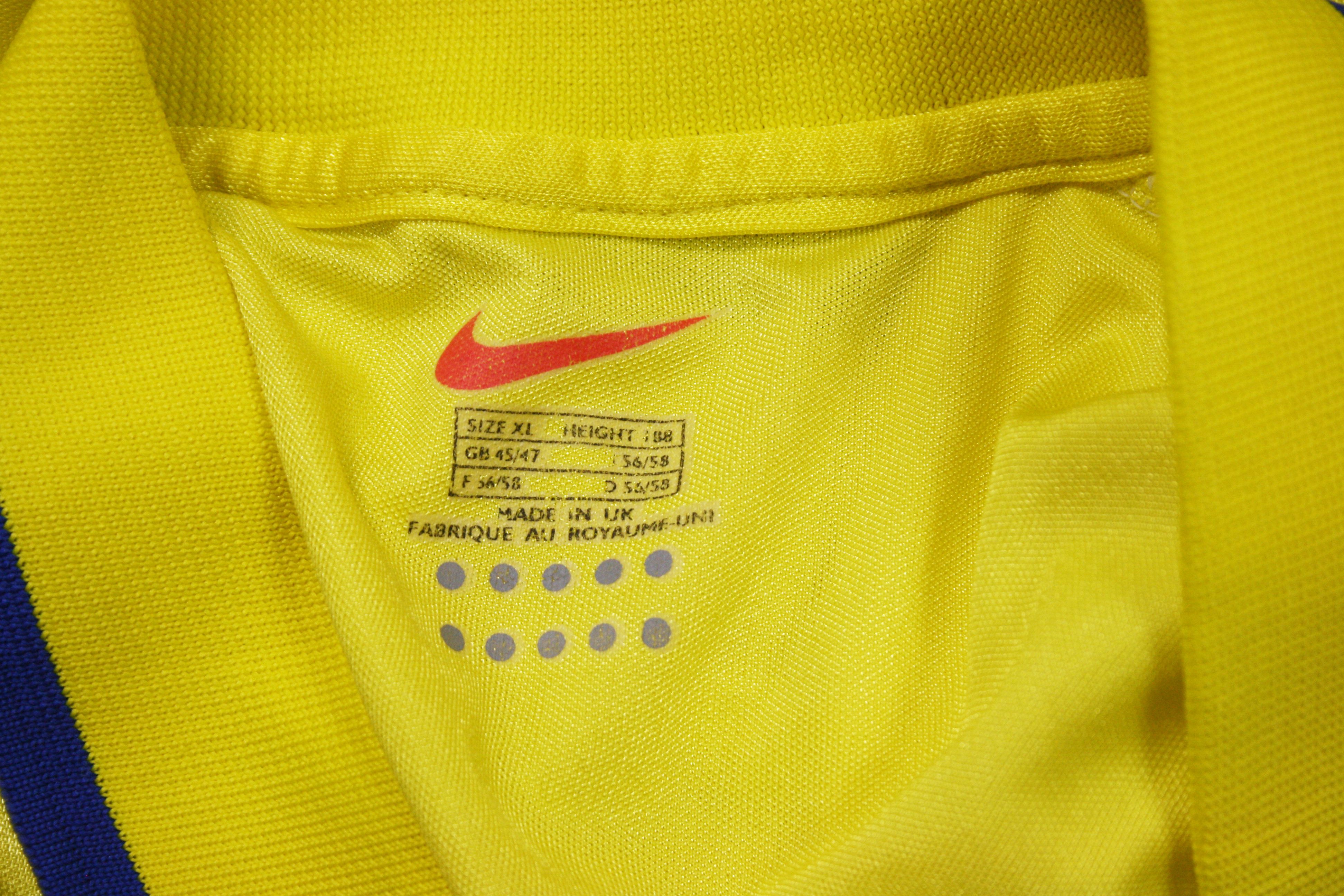 Nike 90S Leeds United FC Jersey Vintage Size US XL / EU 56 / 4 - 5 Thumbnail